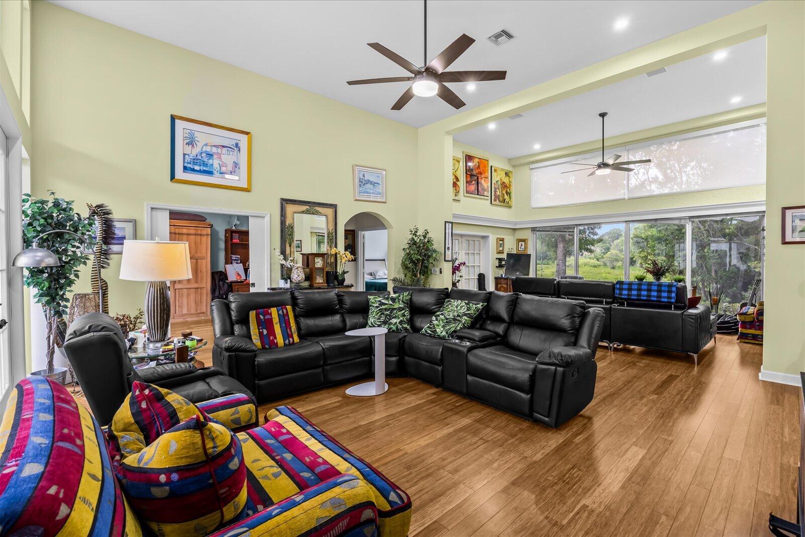 1515 Nw Sawgrass Way Property Photo 17