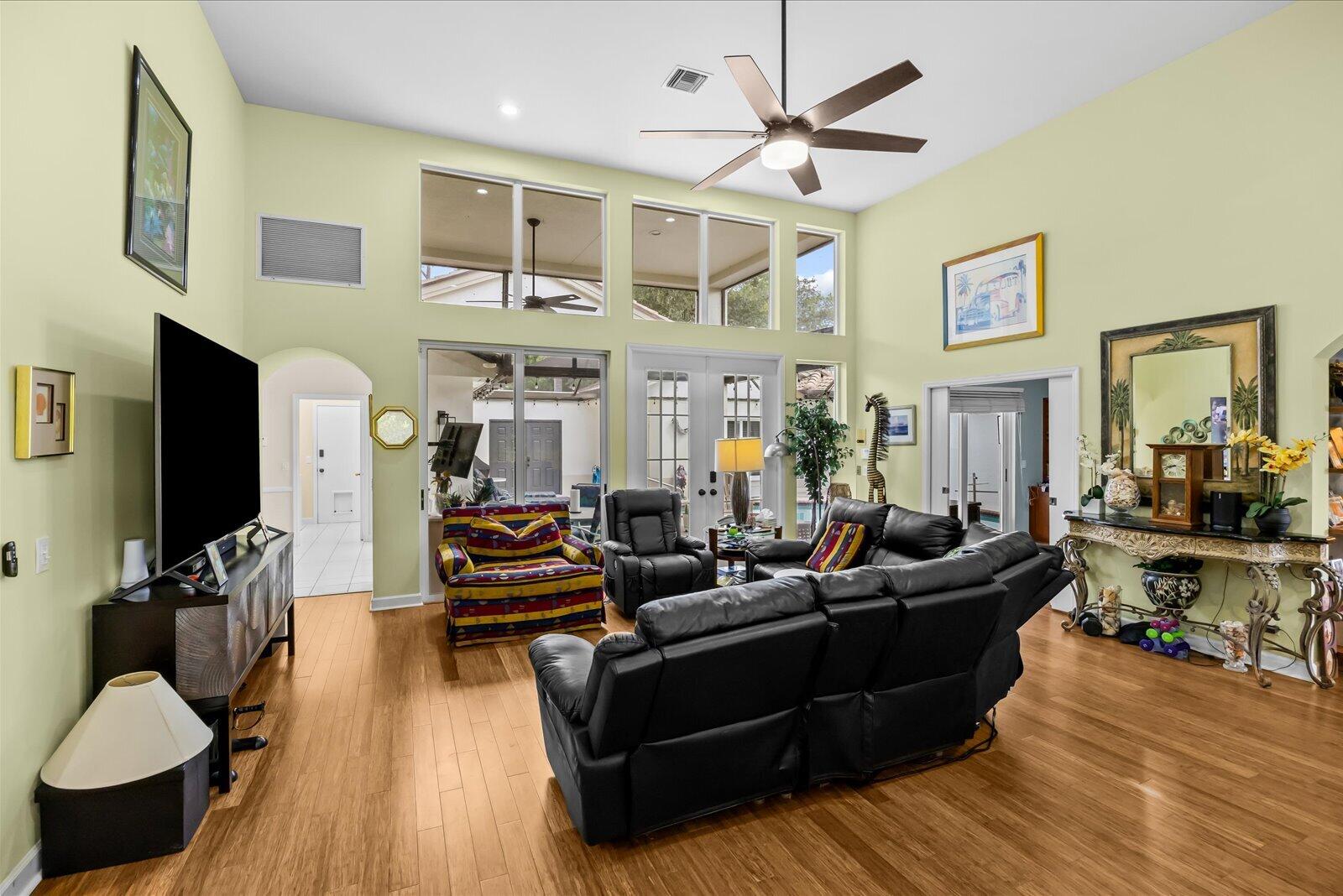 1515 Nw Sawgrass Way Property Photo 18