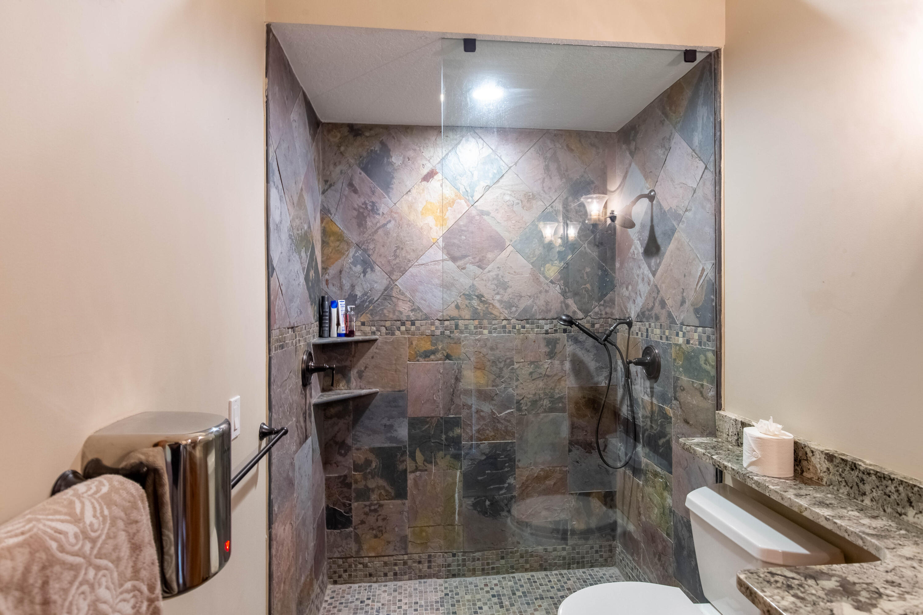 14943 Paddock Drive Property Photo 19
