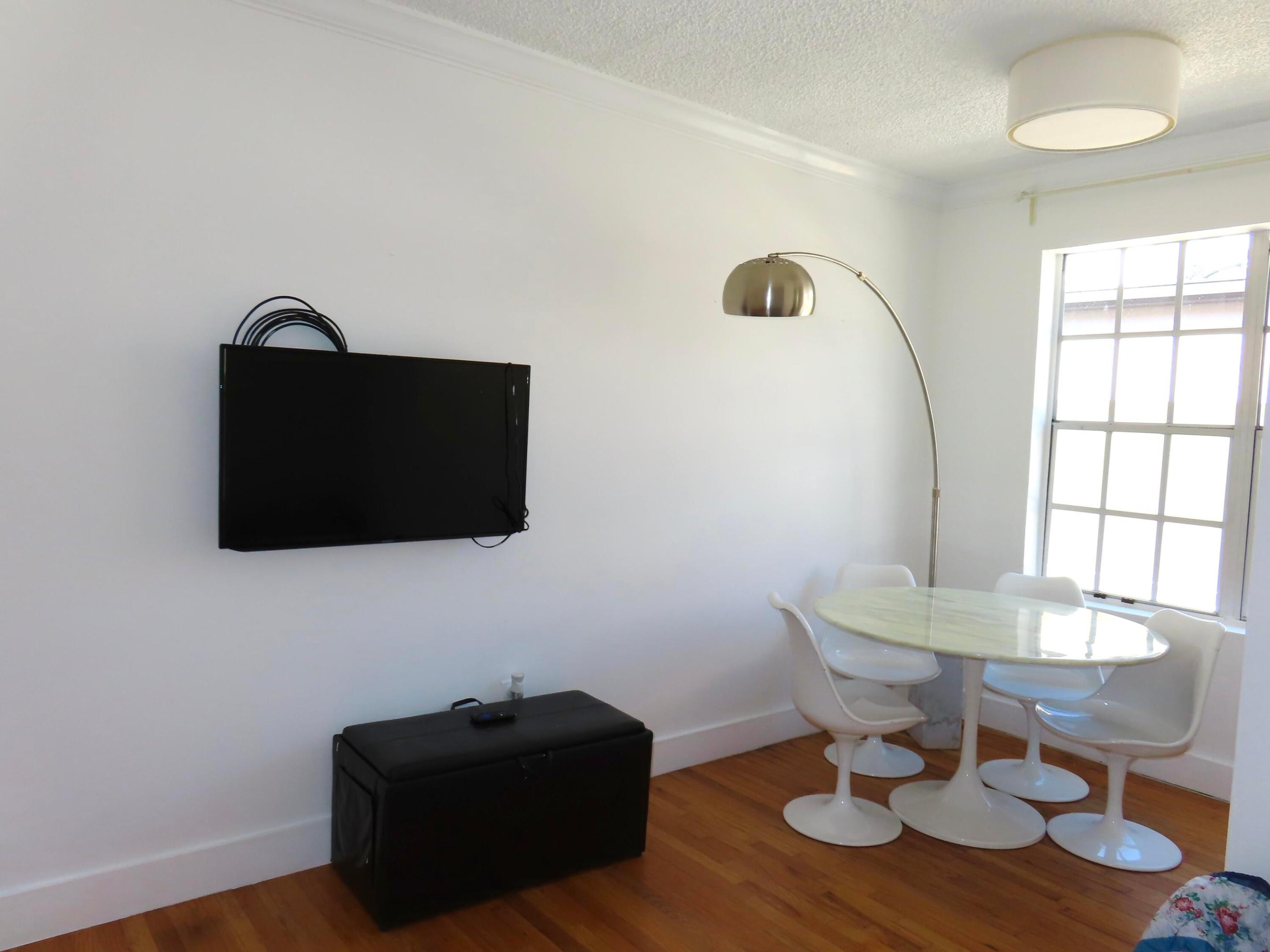 605 Euclid Avenue 202 Property Photo 13