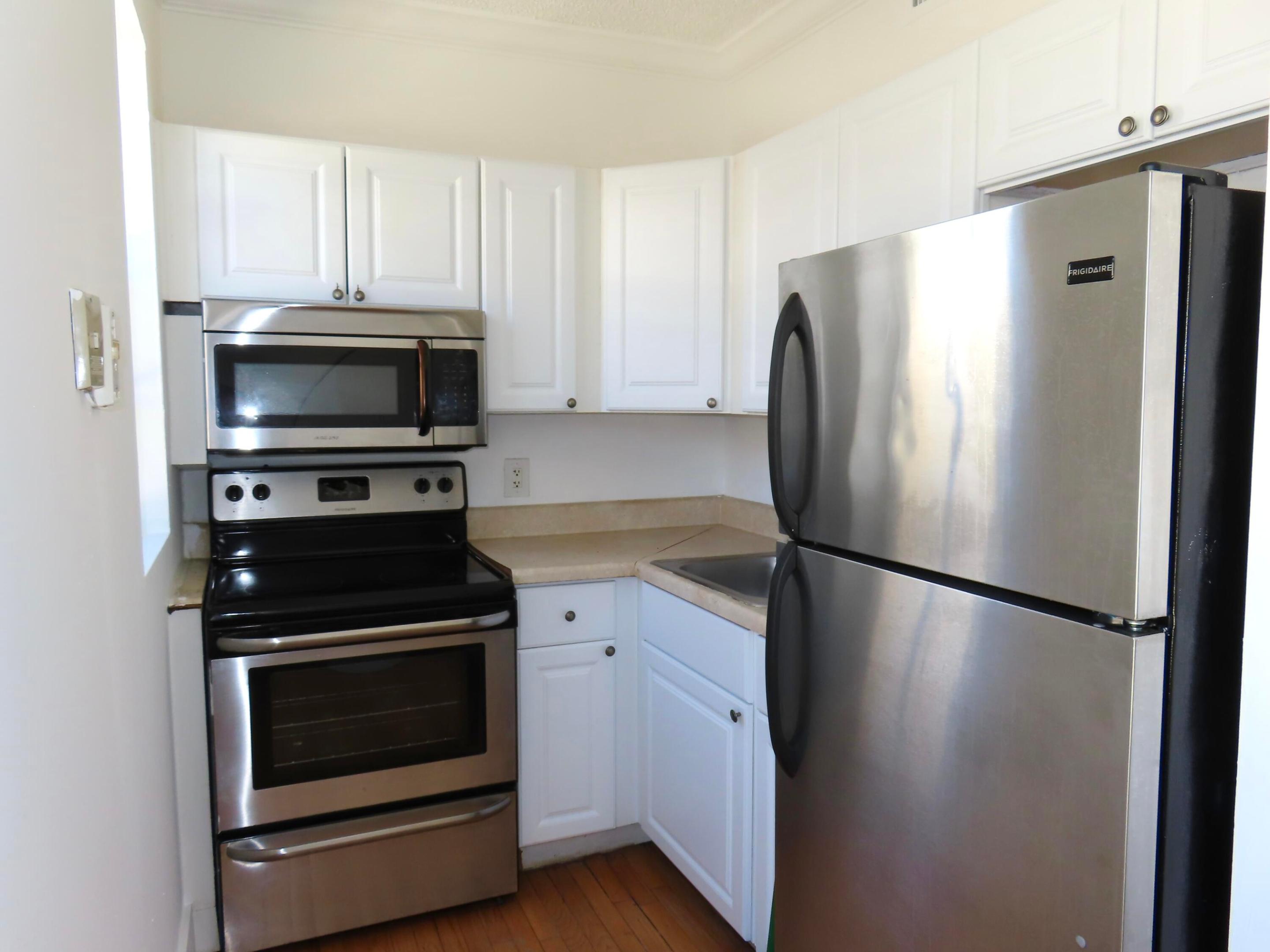 605 Euclid Avenue 202 Property Photo 16