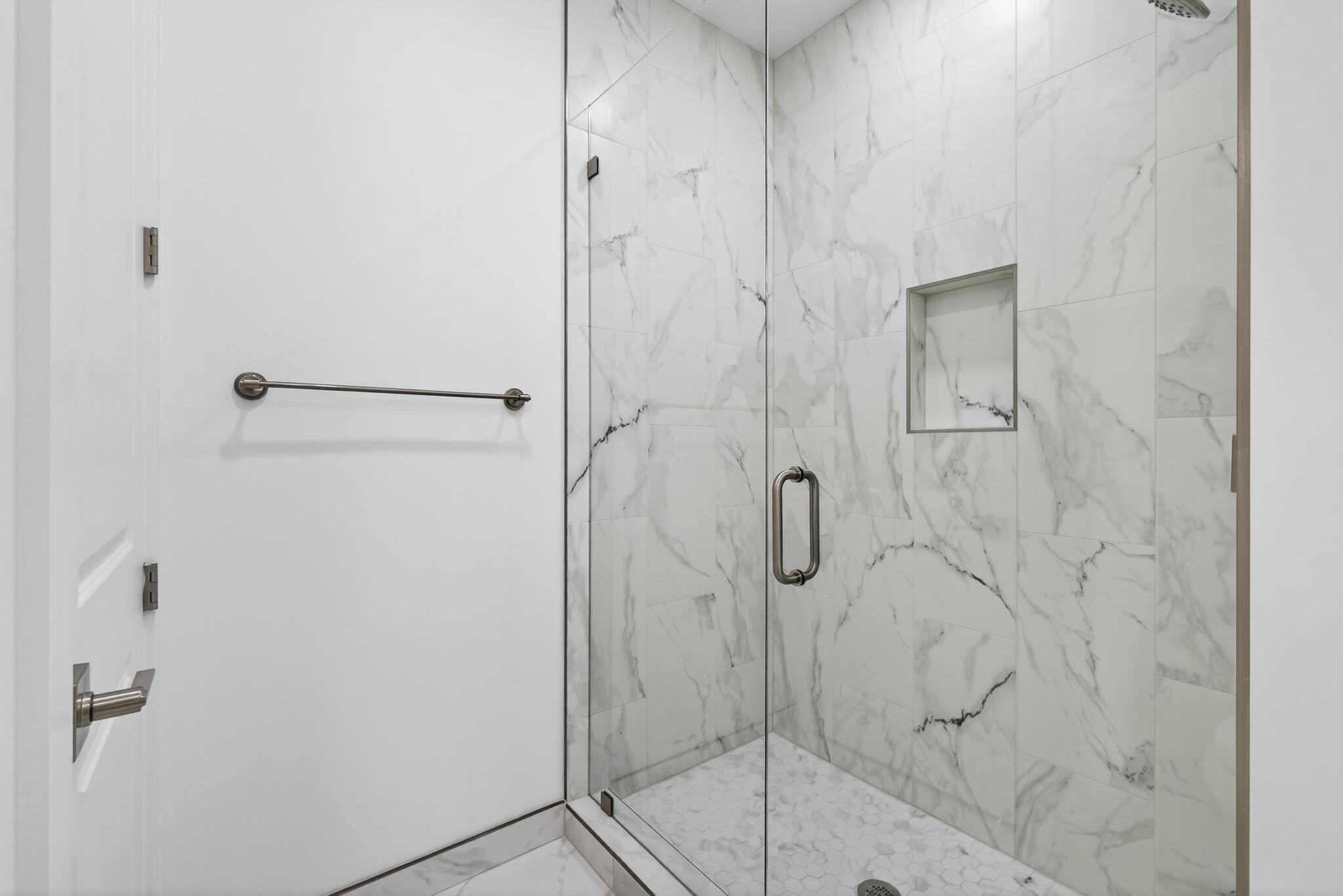 115 Water Pointe Place 33 Property Photo 12
