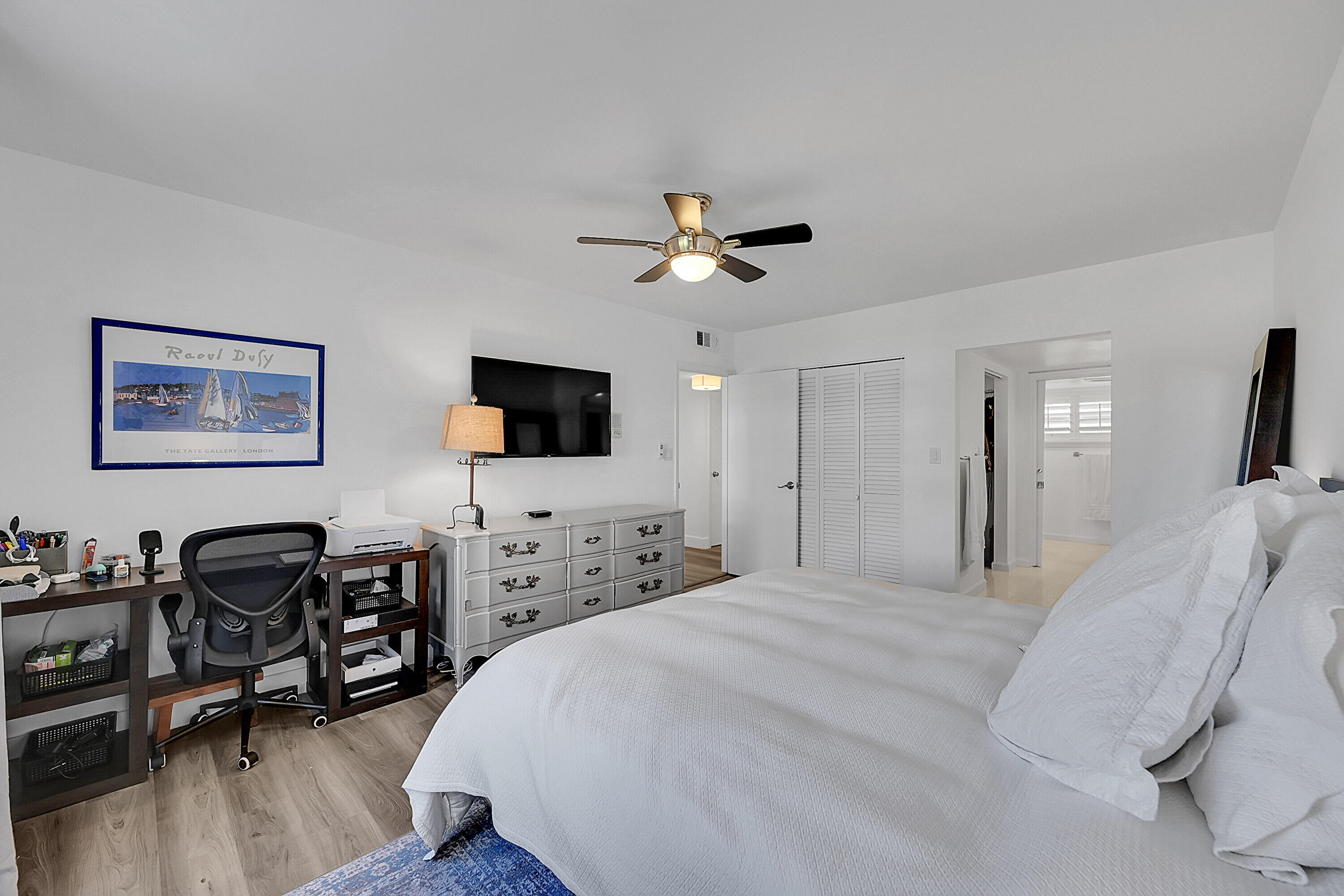 2871 N Ocean Boulevard D302 Property Photo 22