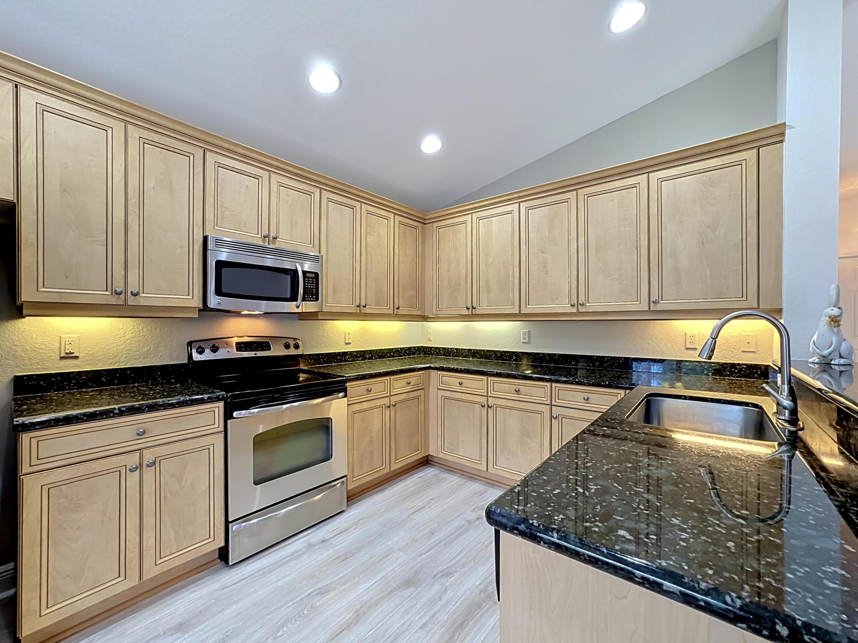 2045 Grey Falcon Circle Sw Property Photo 10
