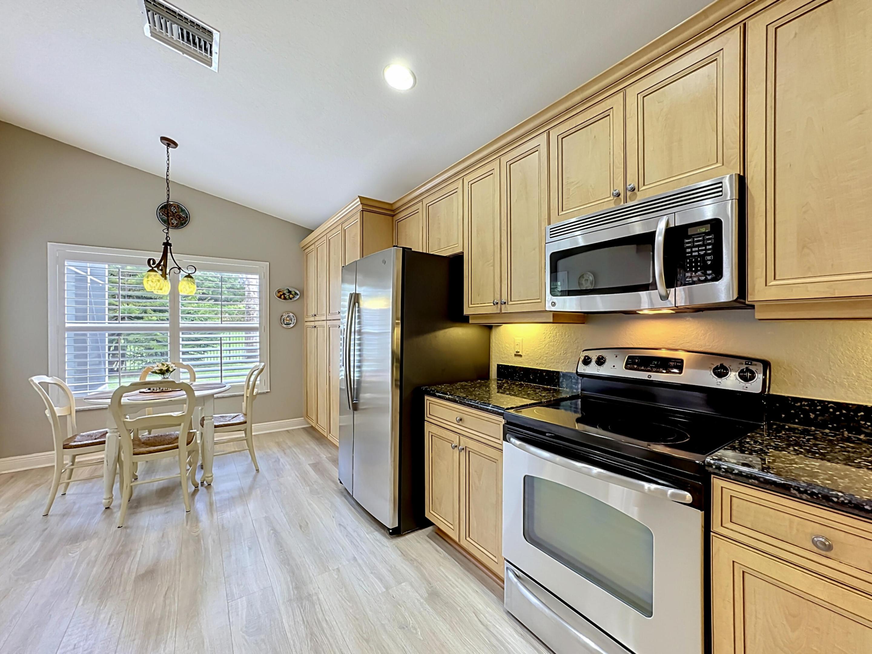 2045 Grey Falcon Circle Sw Property Photo 12
