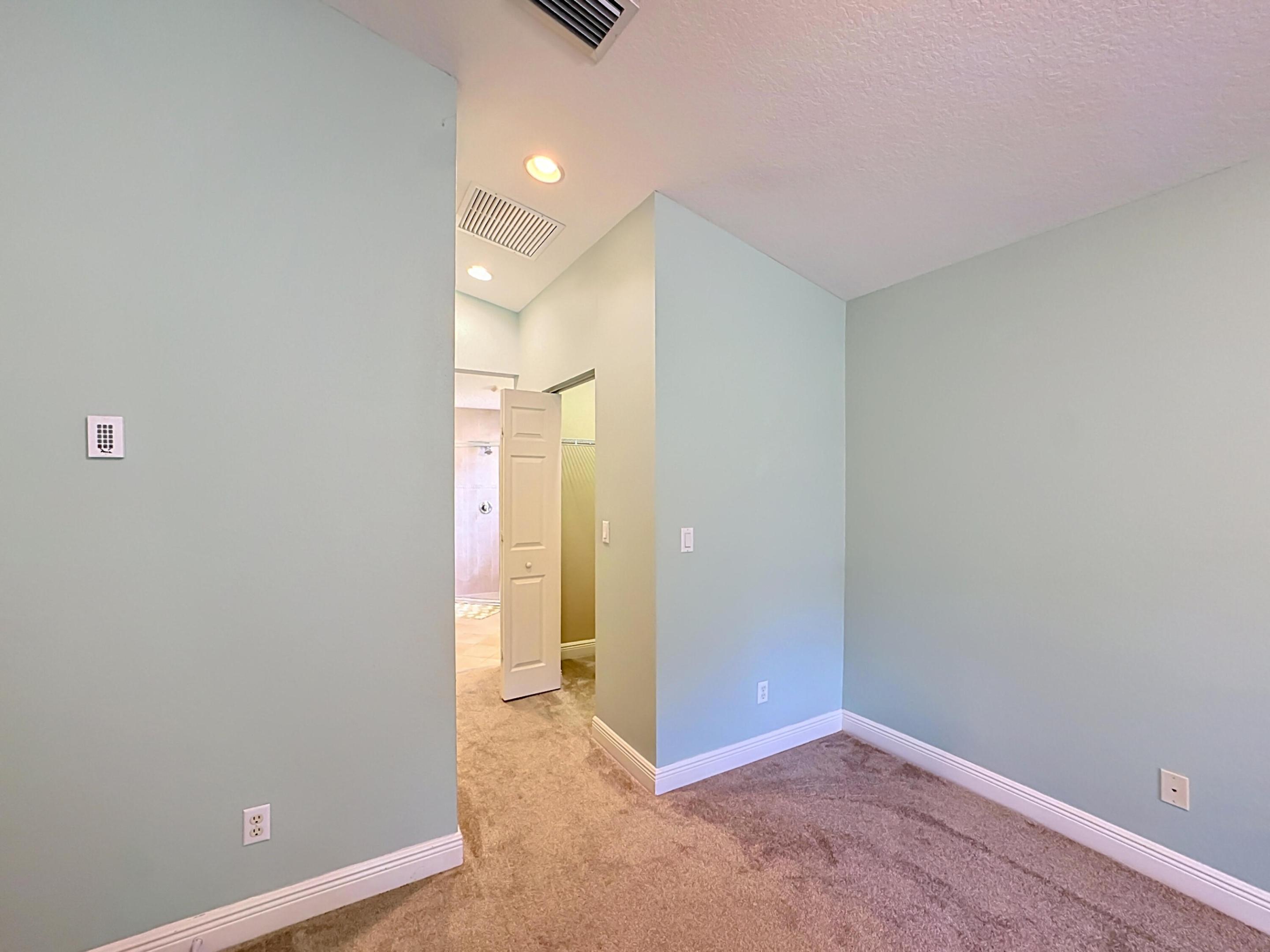 2045 Grey Falcon Circle Sw Property Photo 17