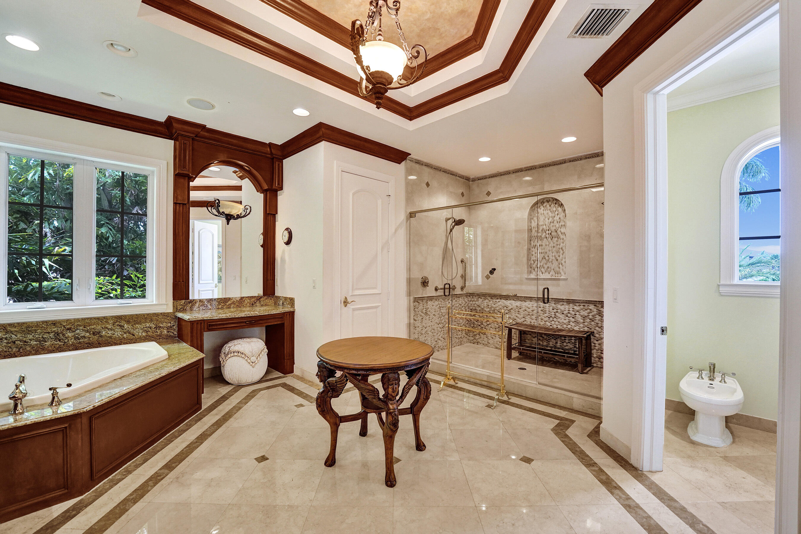 1212 E Lake Drive Property Photo 43