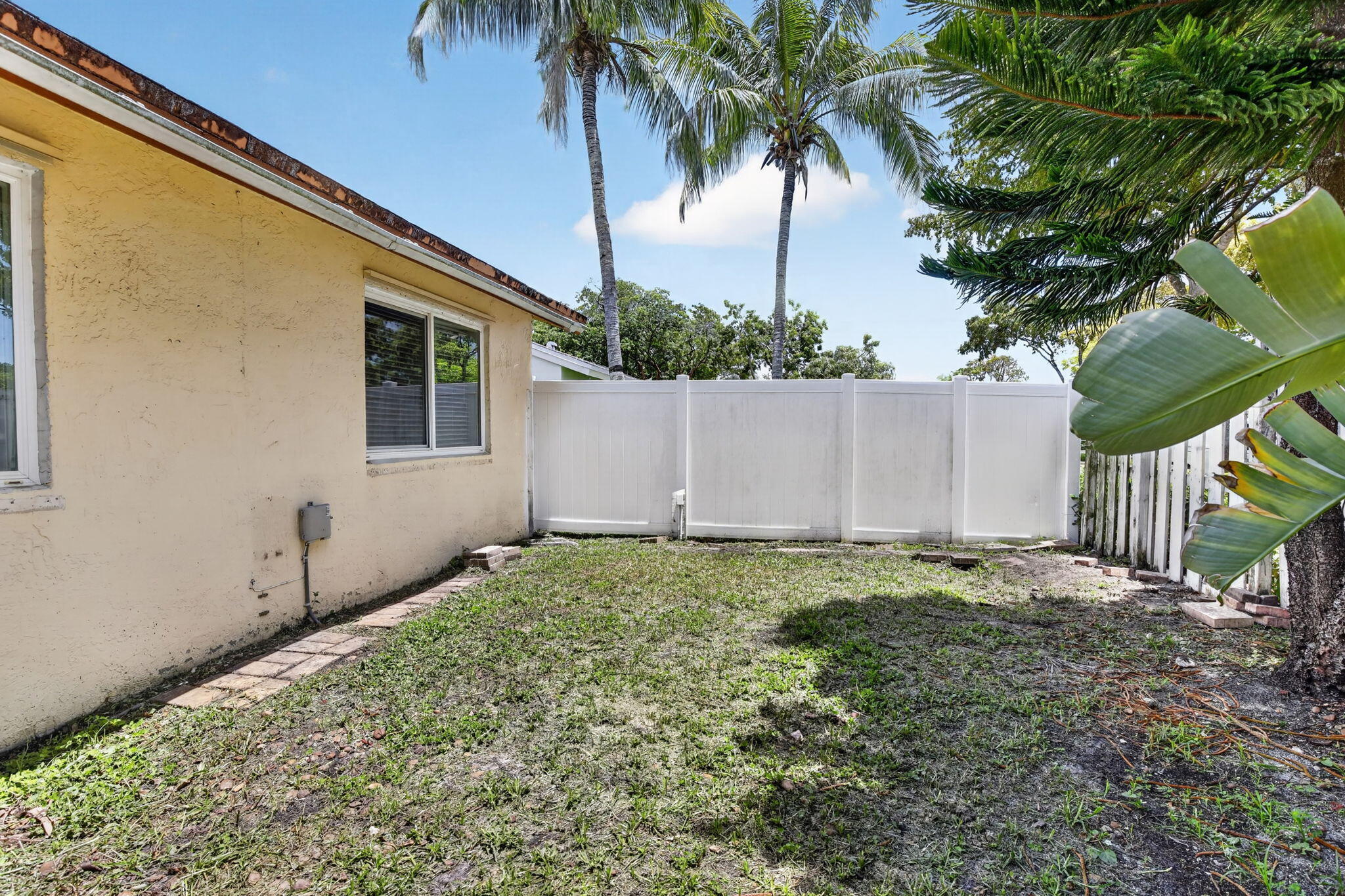 13970 Oaklawn Place Property Photo 37