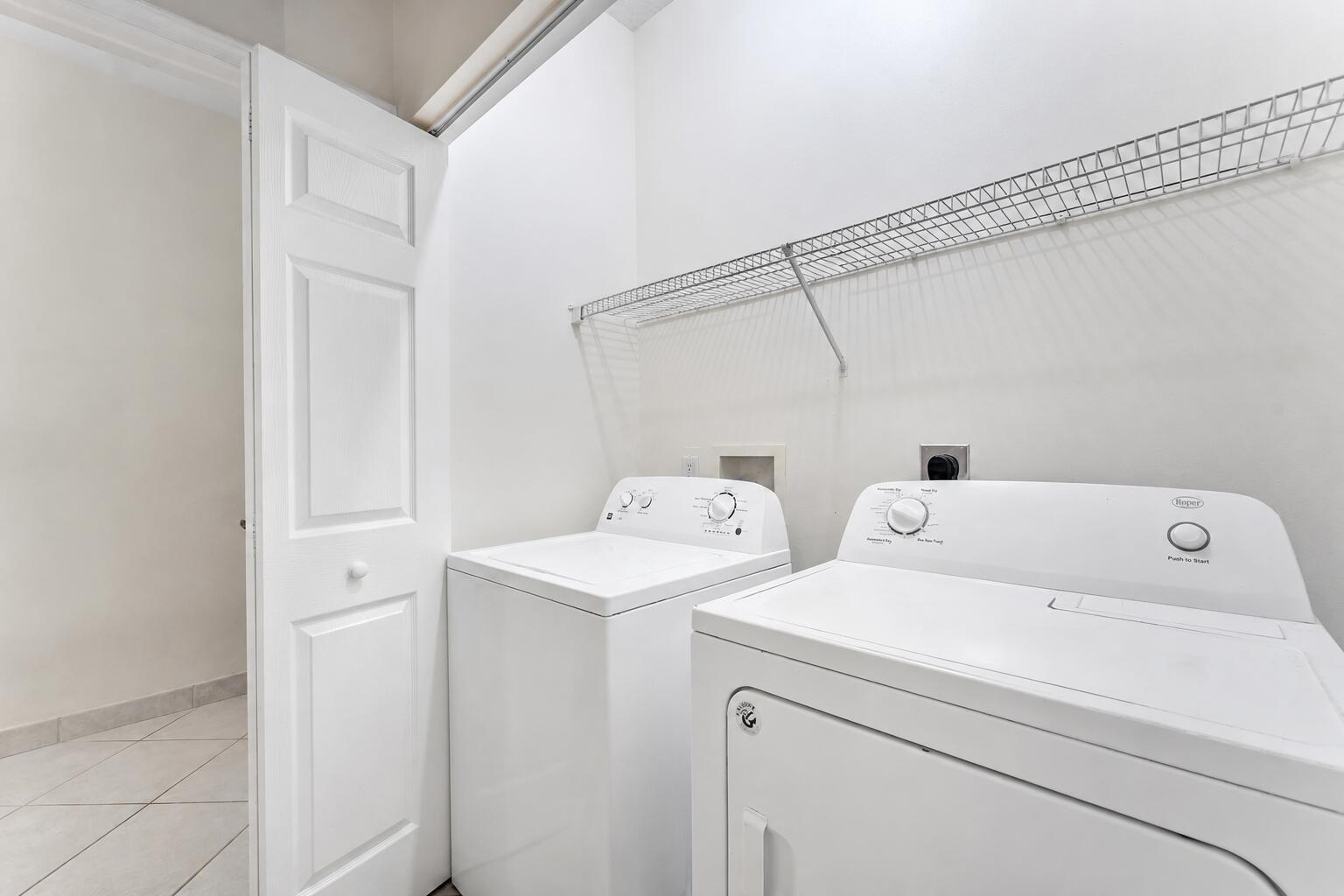 8541 Water Cay Property Photo 28