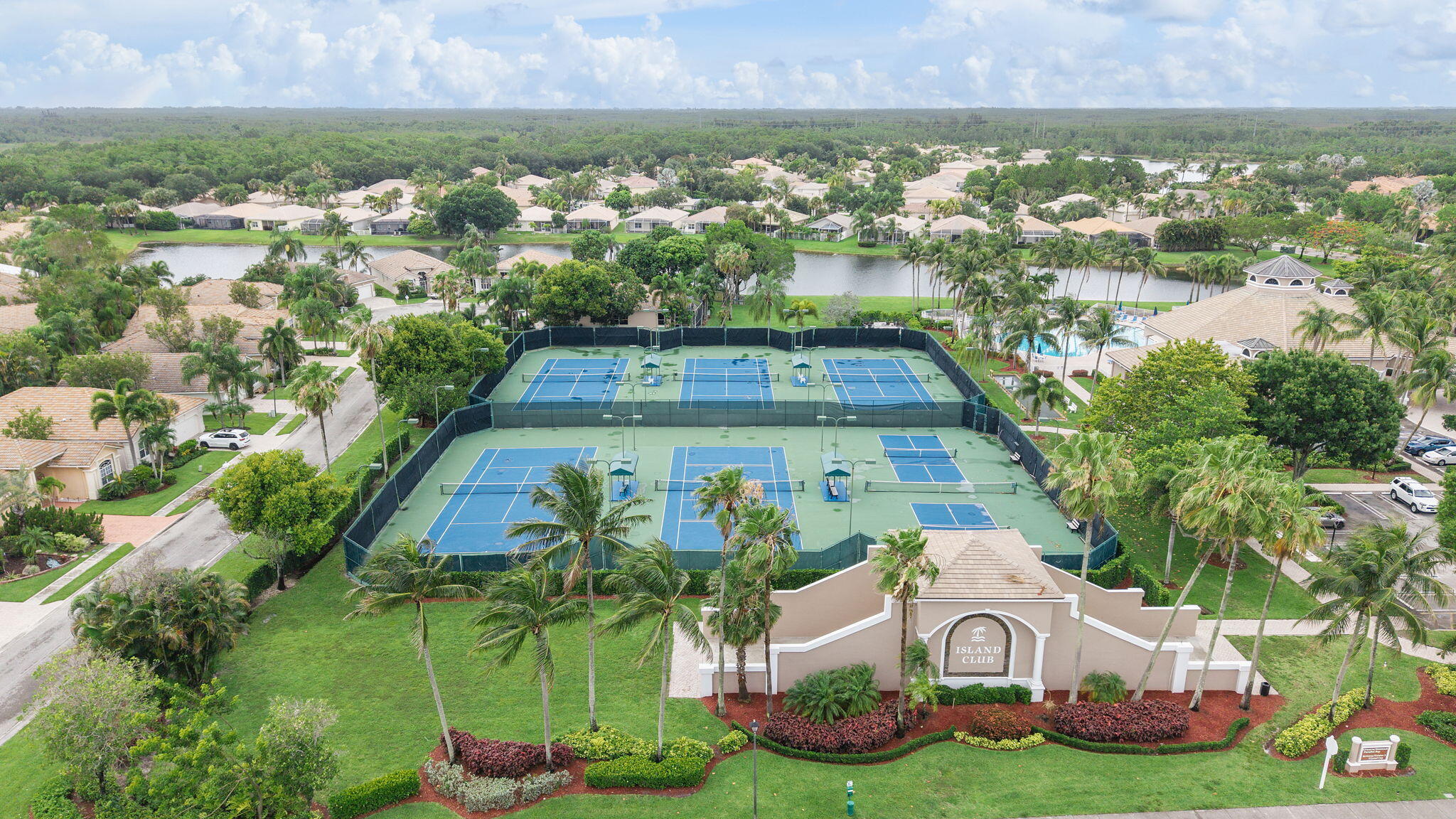 8541 Water Cay Property Photo 35