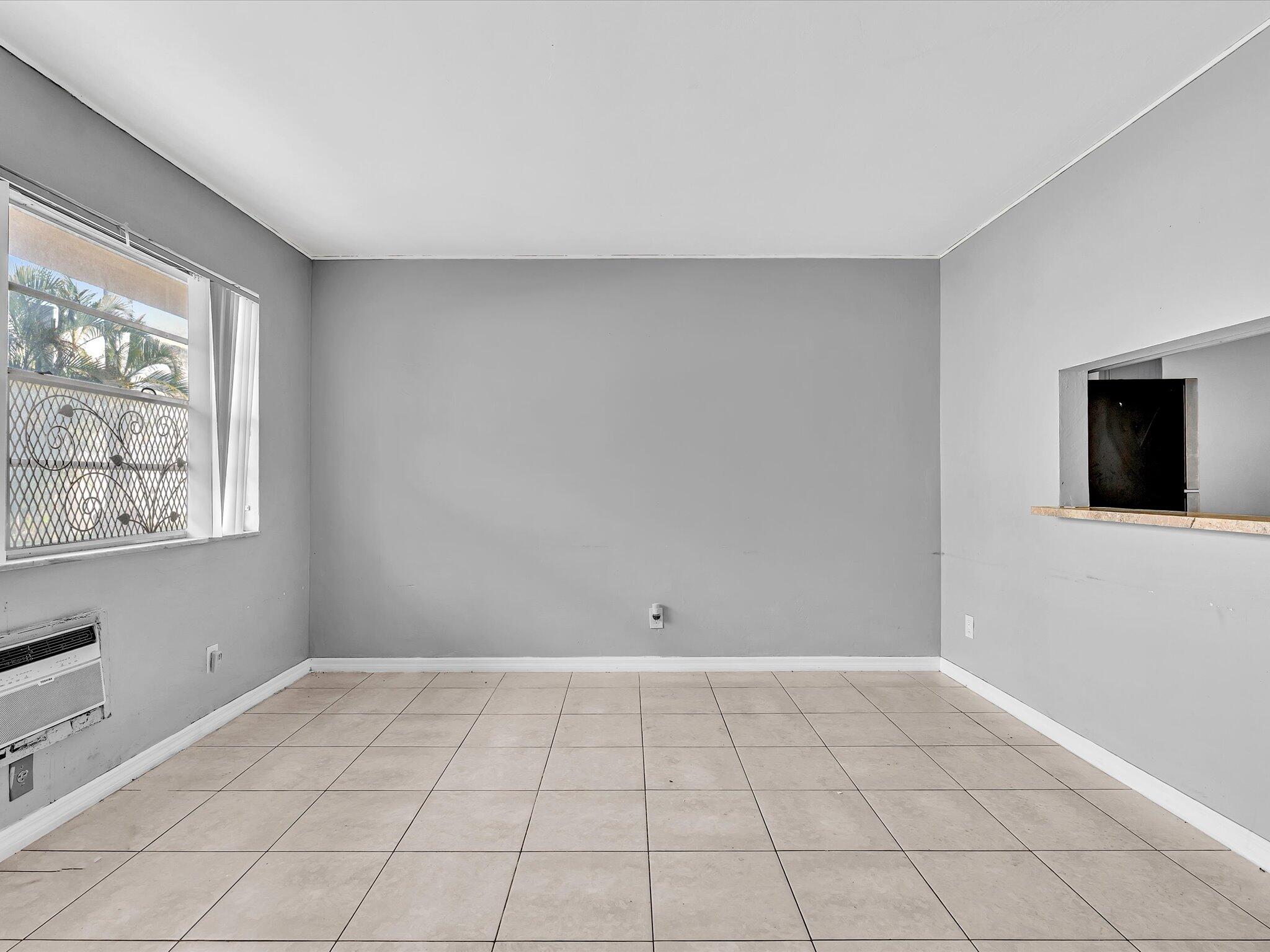 2915 Plunkett Street 5d Property Photo 8