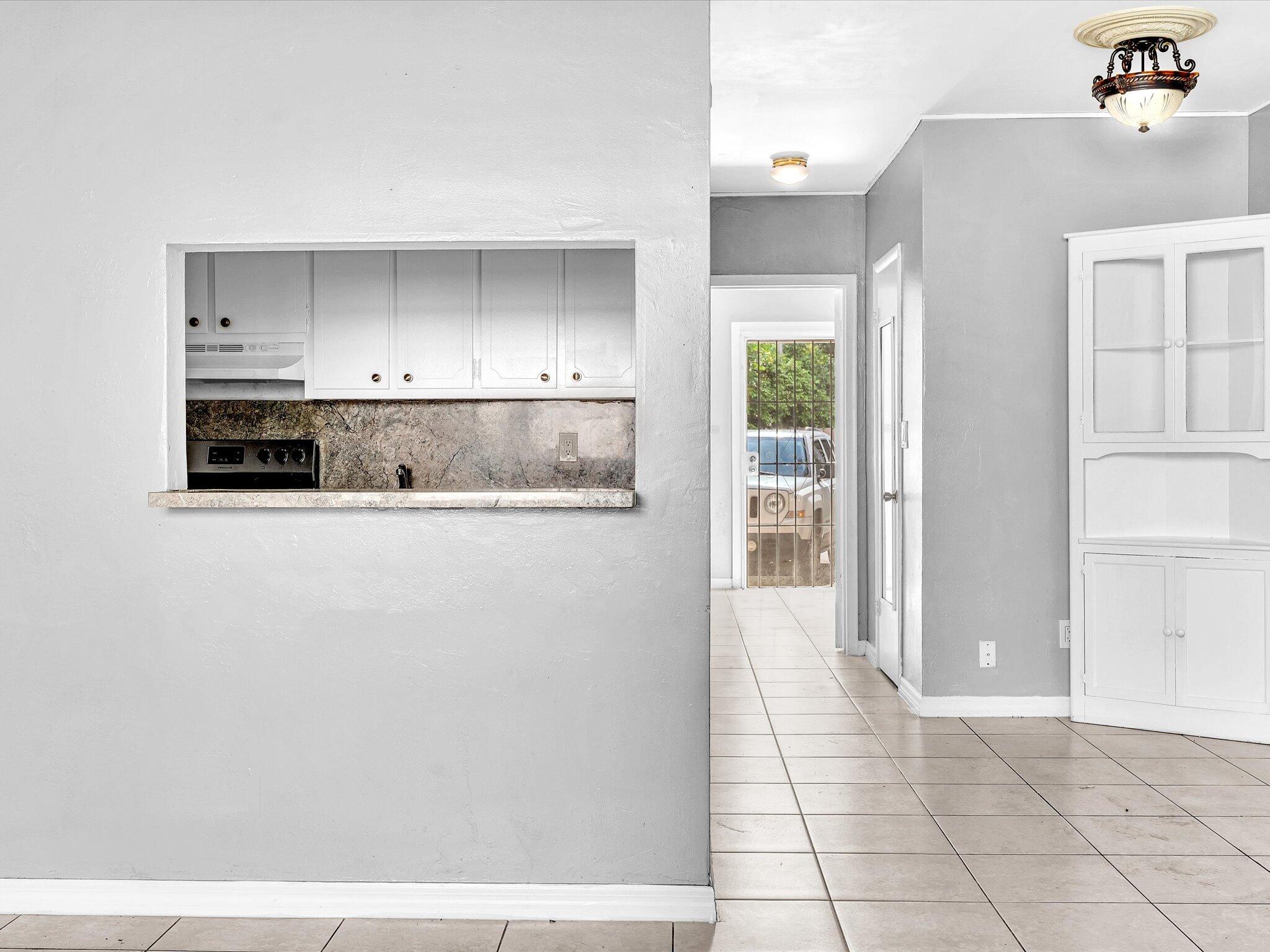 2915 Plunkett Street 5d Property Photo 11