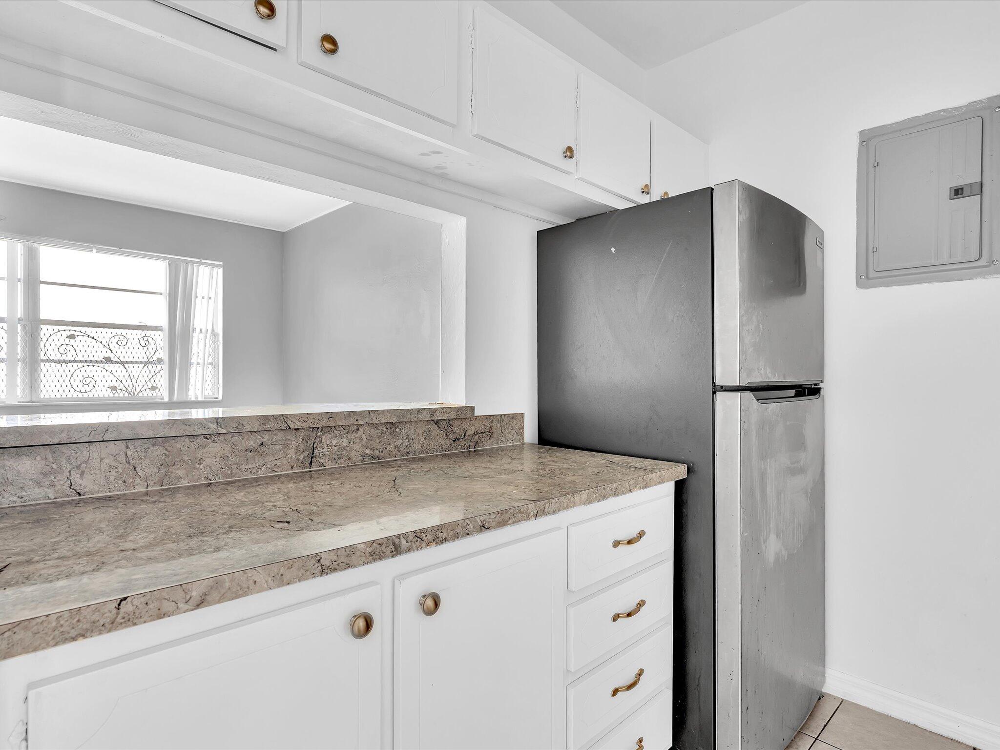 2915 Plunkett Street 5d Property Photo 16