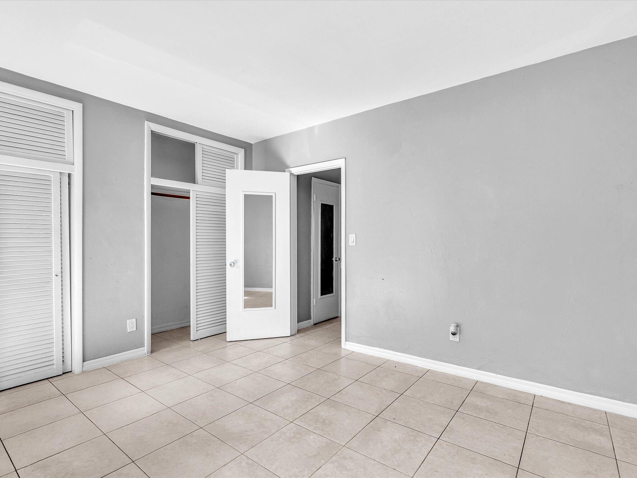 2915 Plunkett Street 5d Property Photo 25