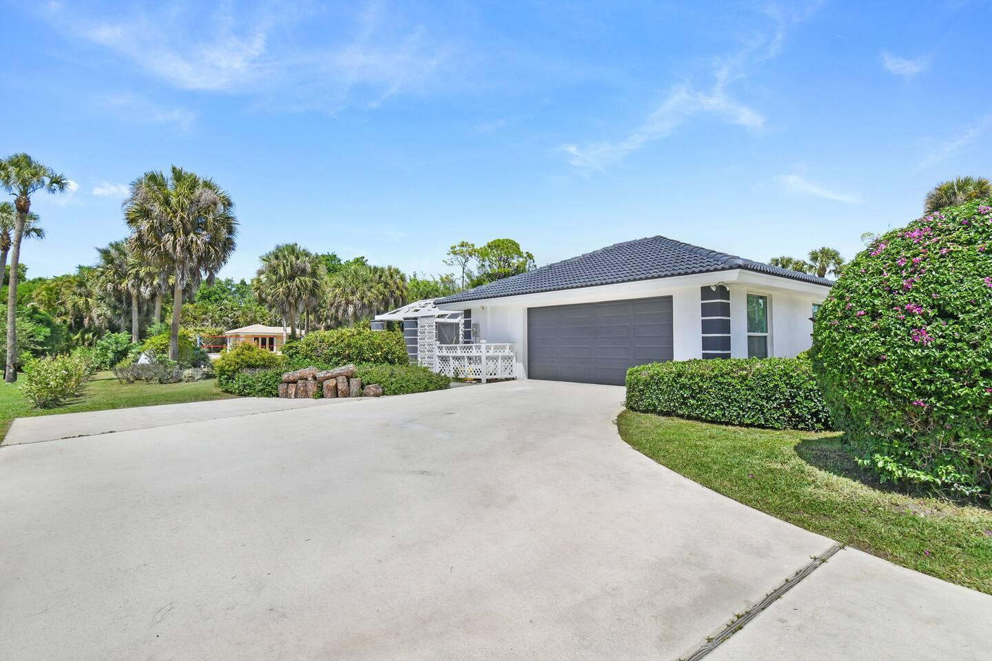 12231 Areaca Drive Property Photo 35