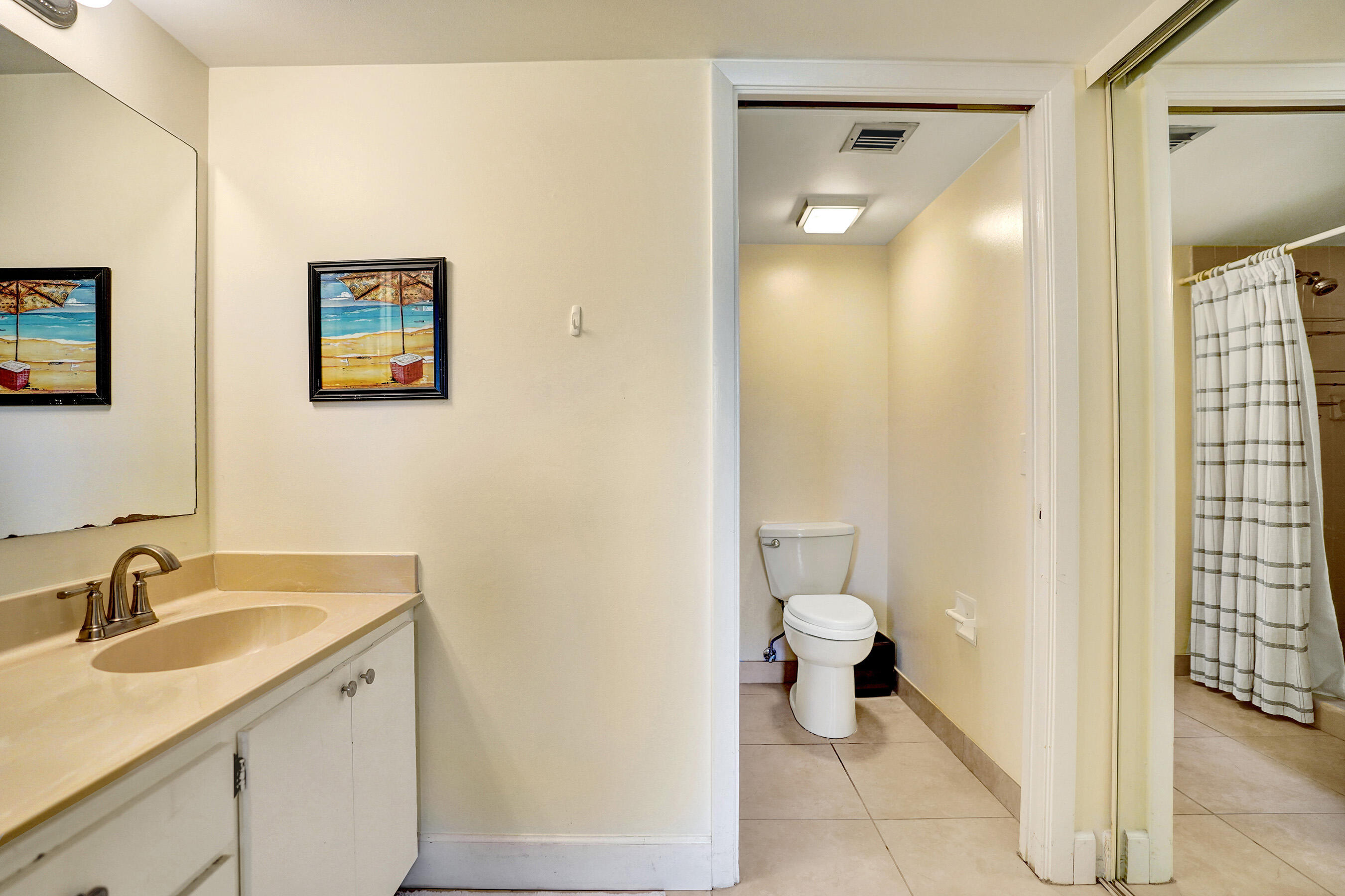 6037 Balboa Circle 101 Property Photo 13