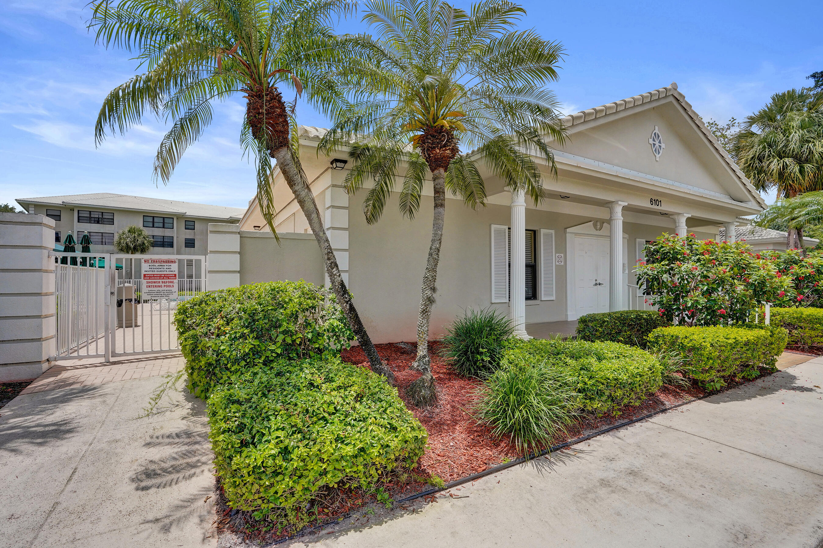 6037 Balboa Circle 101 Property Photo 23