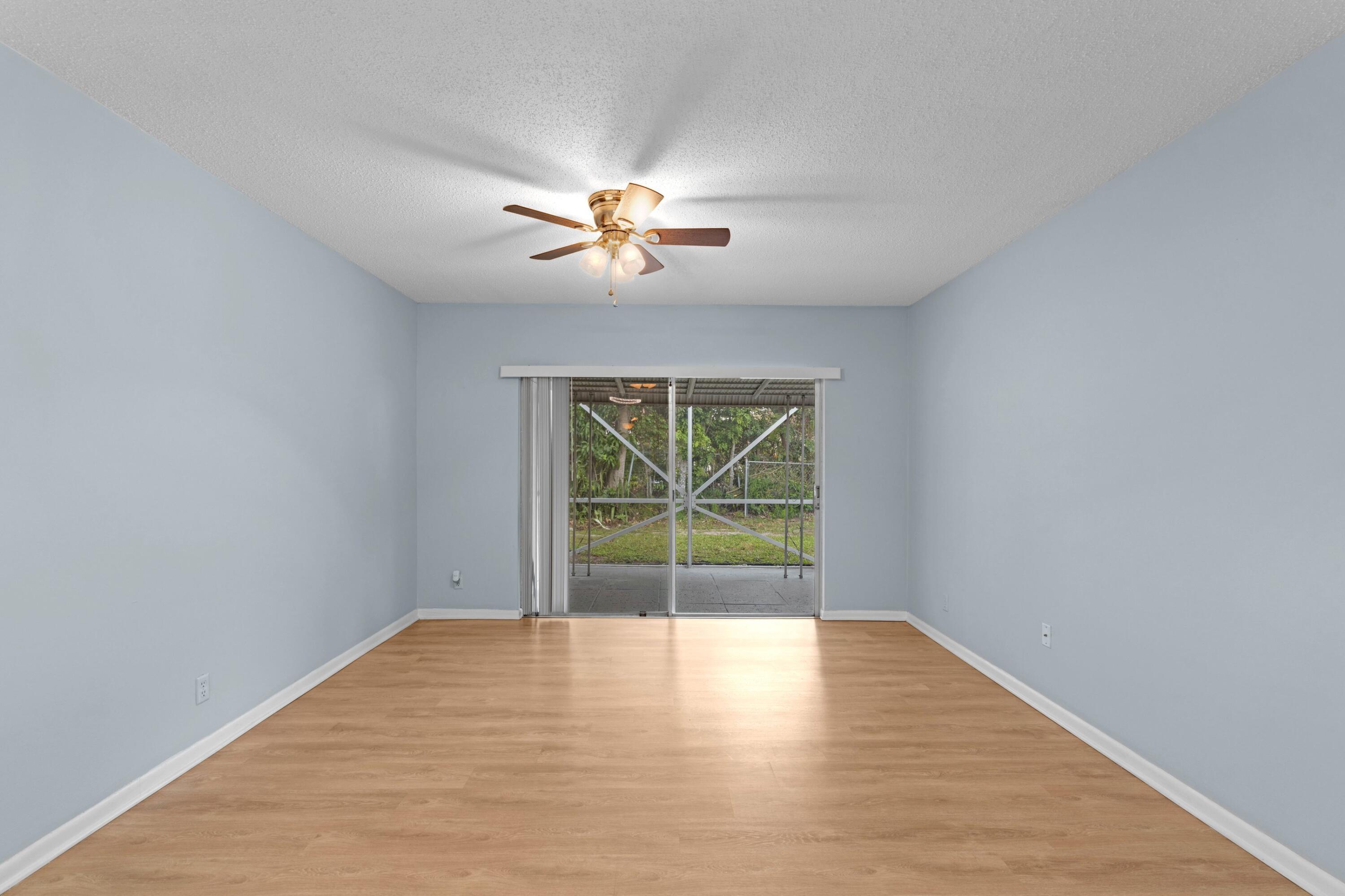 8555 Bella Vista Drive 86 Property Photo 6