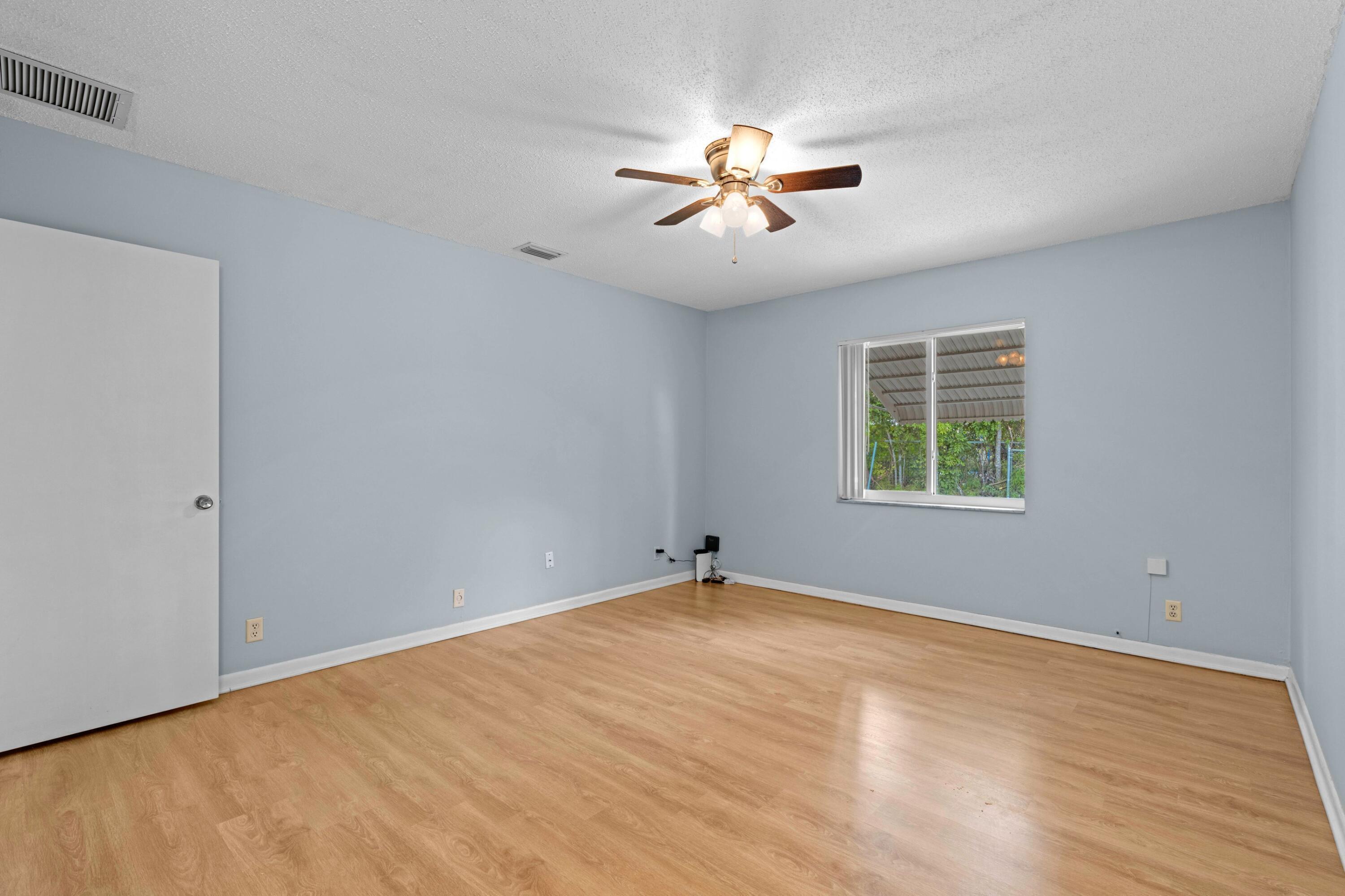 8555 Bella Vista Drive 86 Property Photo 10