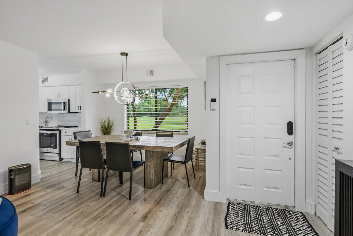 17372 Boca Club Boulevard 408 Property Photo 3