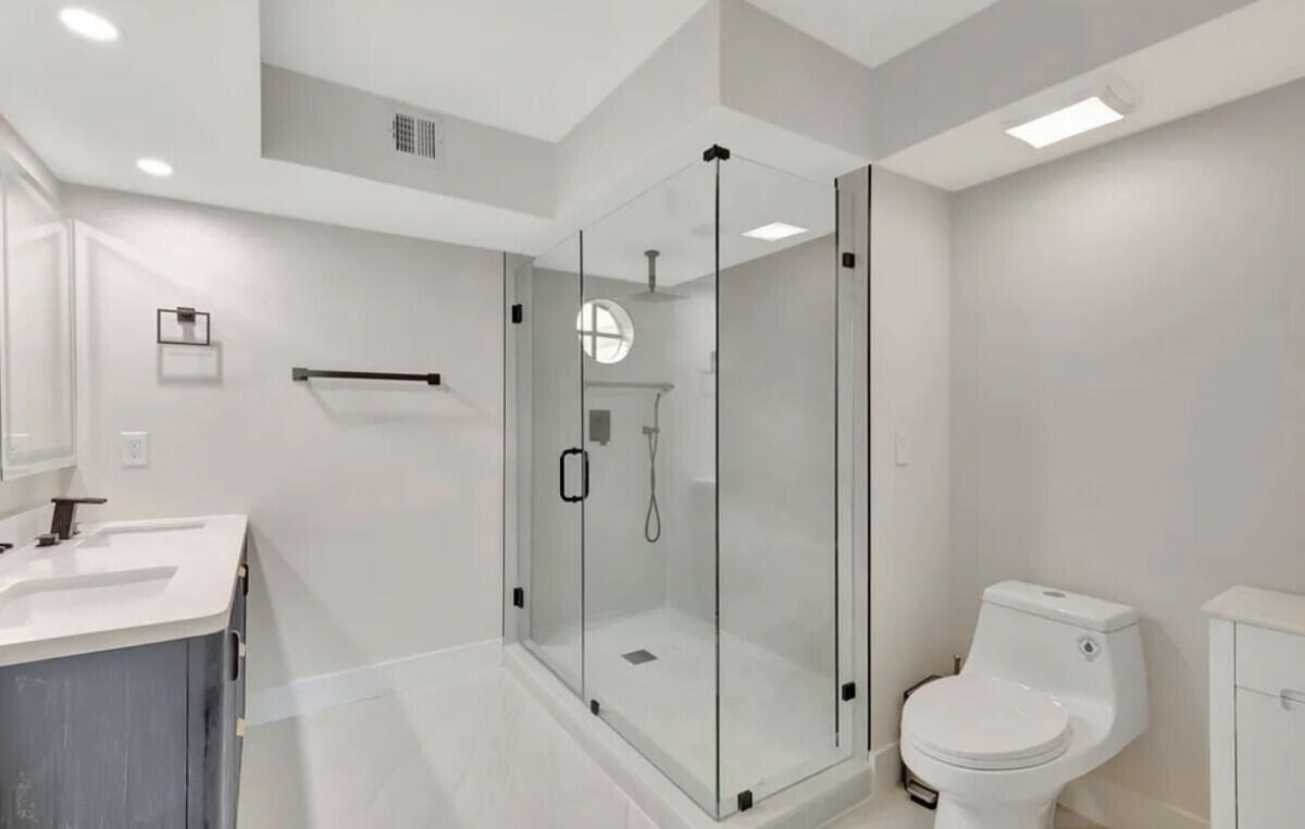 17372 Boca Club Boulevard 408 Property Photo 8