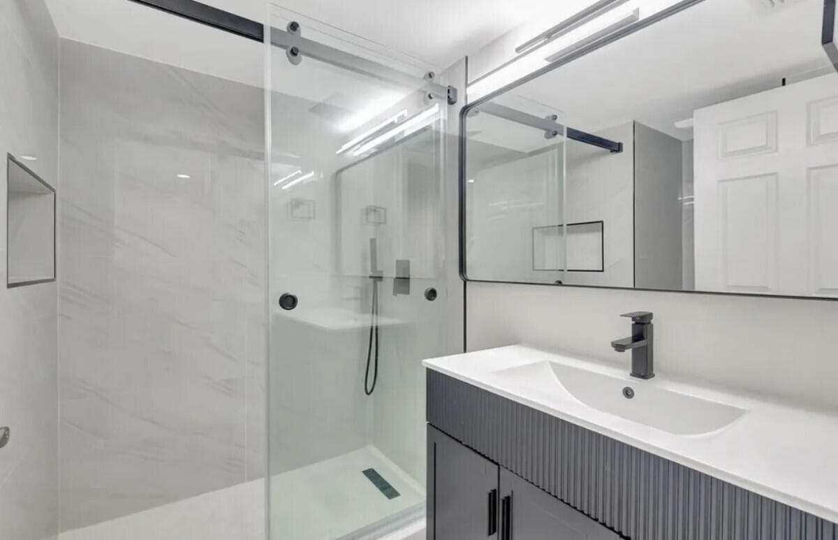 17372 Boca Club Boulevard 408 Property Photo 10