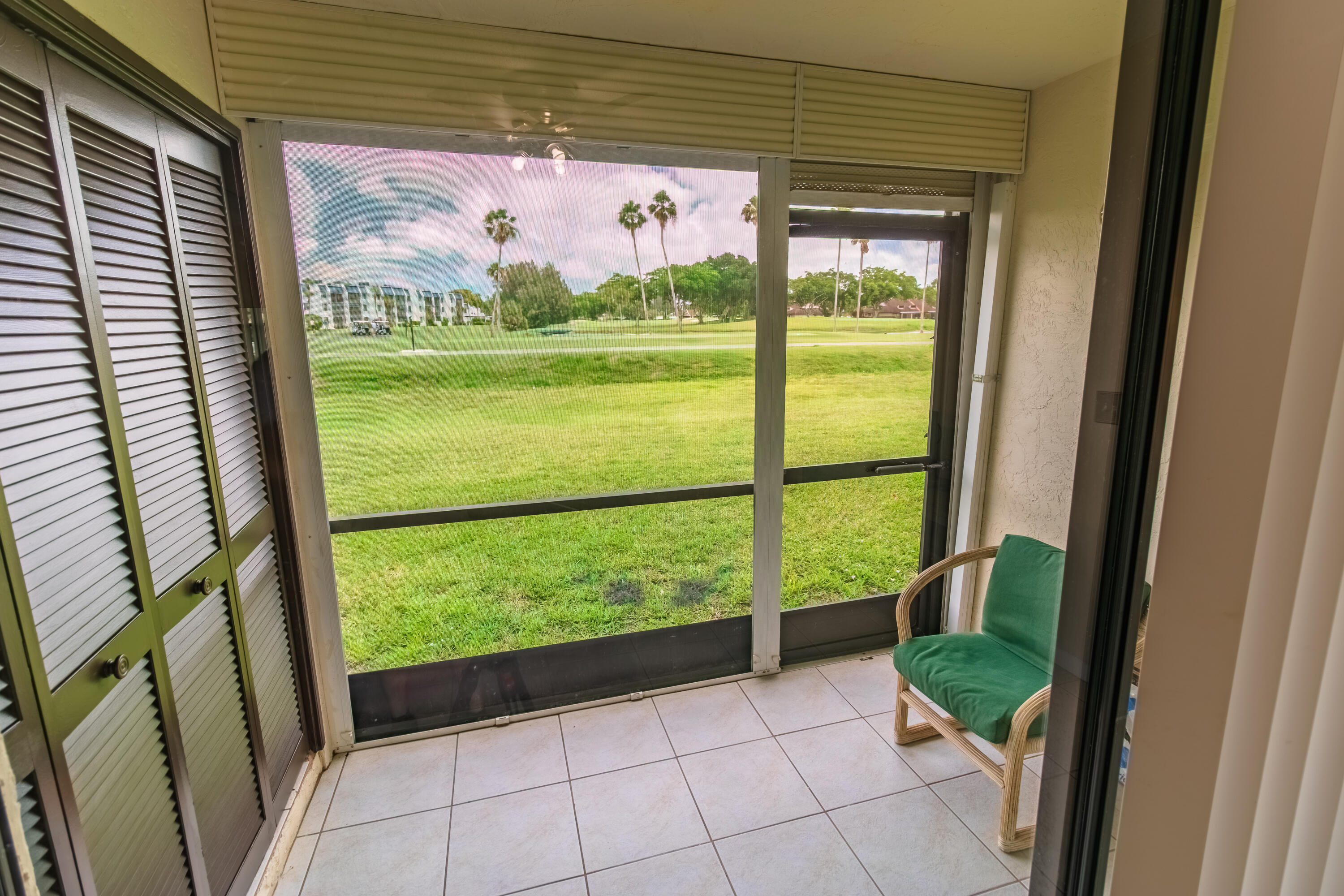 4688 Lucerne Lakes Blvd Boulevard E 104 Property Photo 10