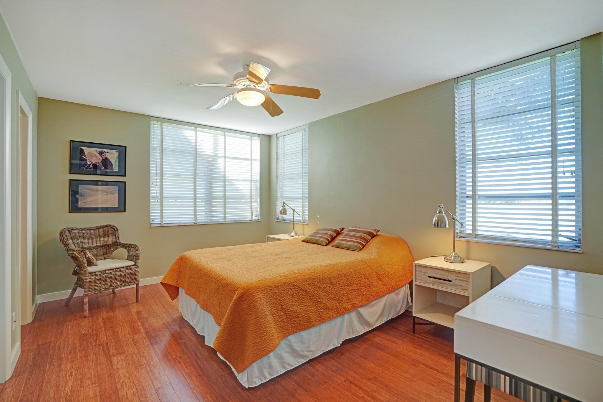 1831 Sabal Palm Drive 202 Property Photo 18
