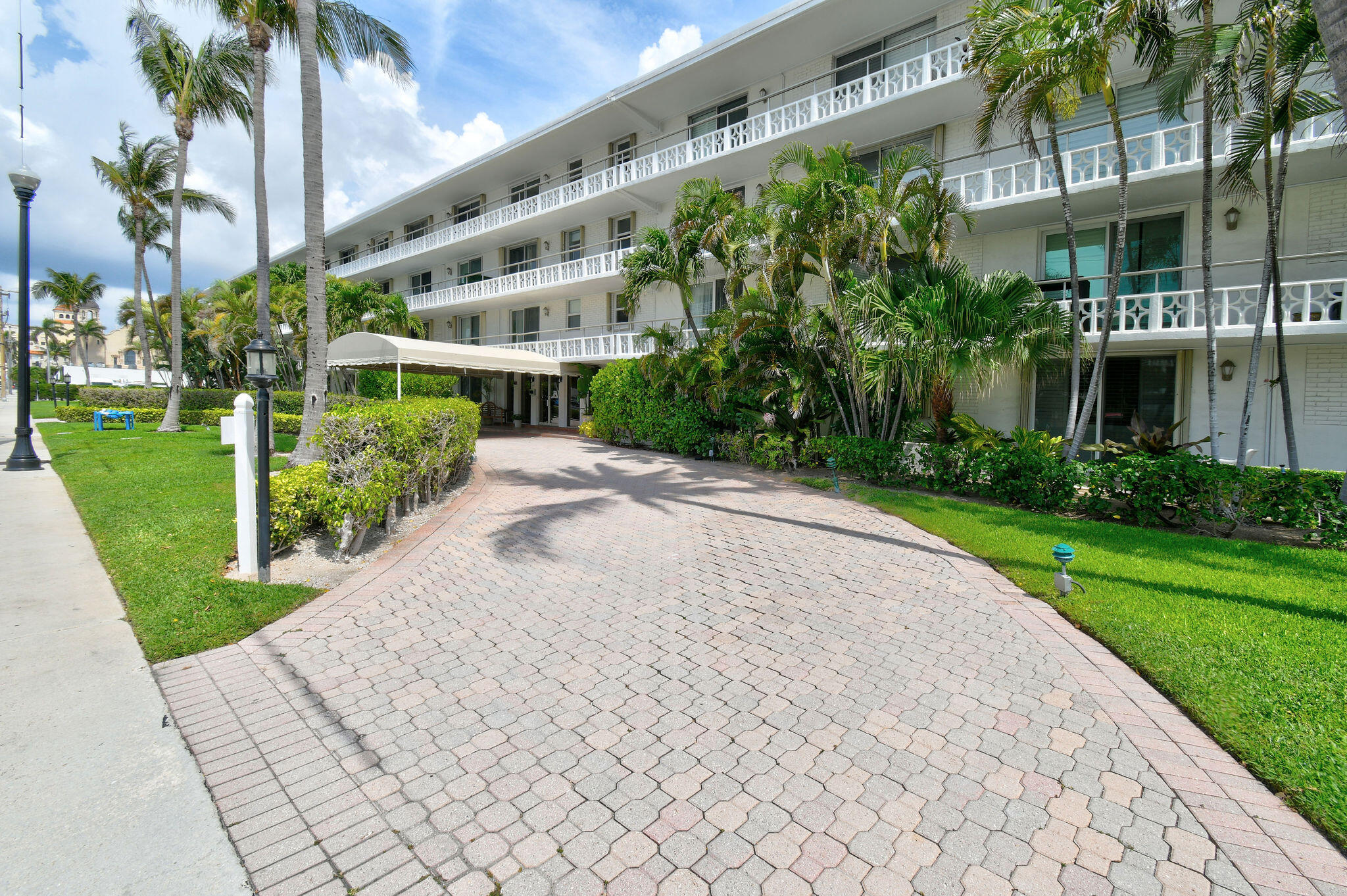 139 Sunrise Avenue 2030 Property Photo 1
