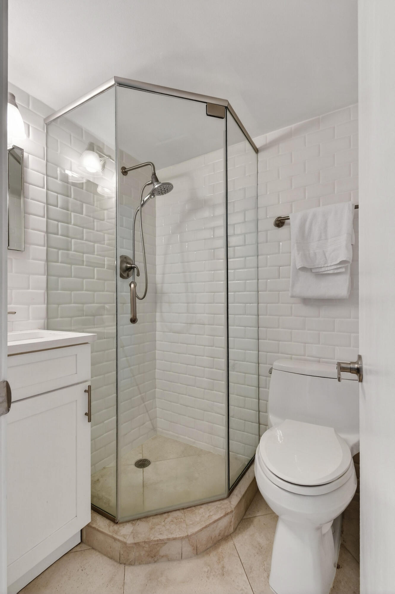 139 Sunrise Avenue 2030 Property Photo 35