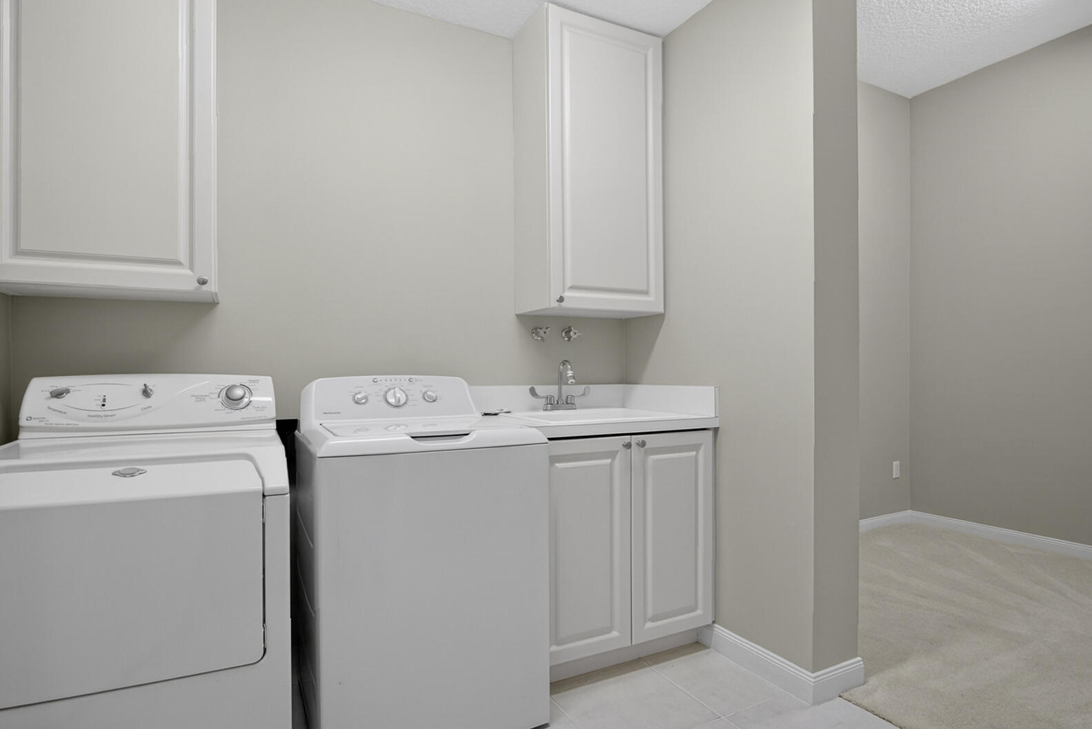 37 E Harbour Isle Dr Drive E 106 Property Photo 34