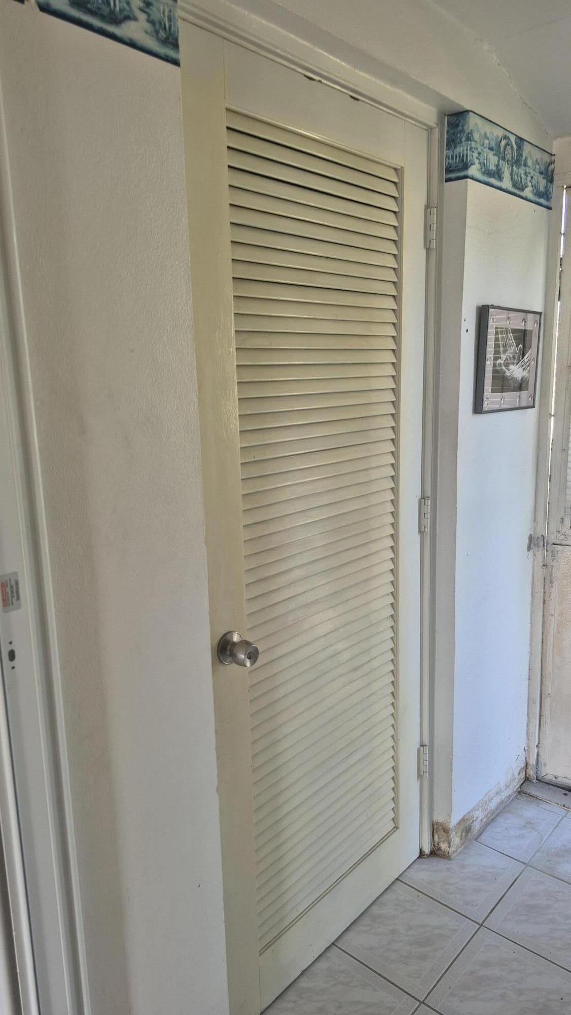 2805 Crosley Drive E Apt E Property Photo 18