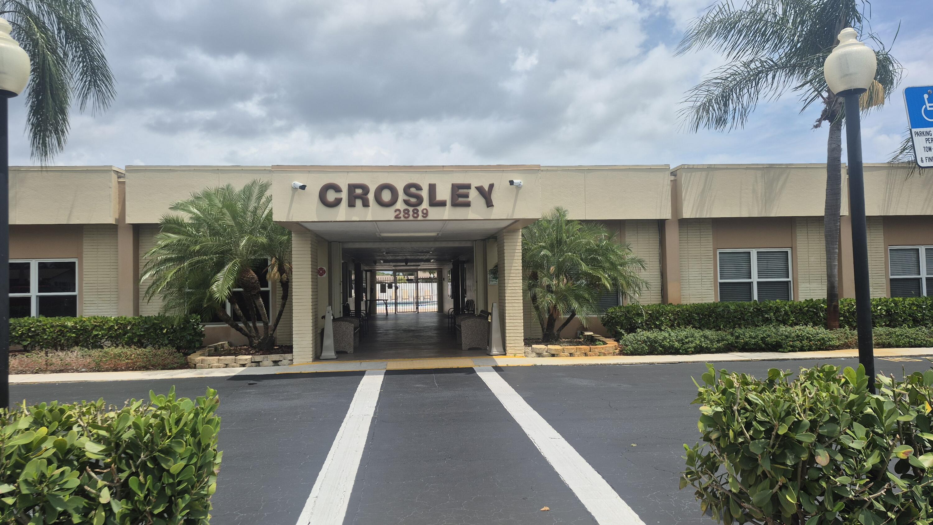 2805 Crosley Drive E Apt E Property Photo 23
