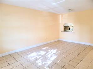 17255 Sw 95th Avenue 208 Property Photo 4