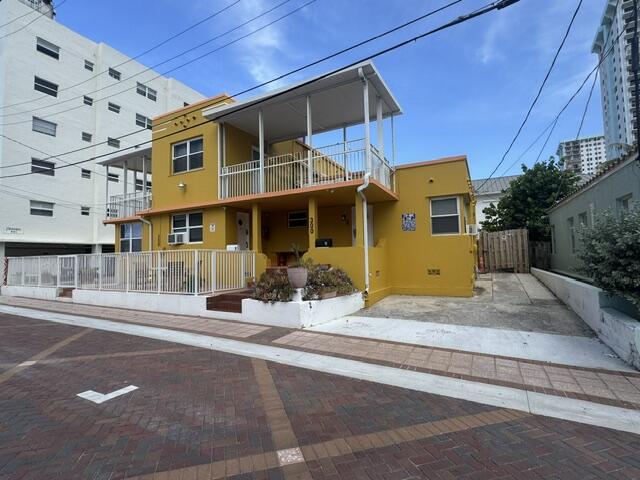 300 Georgia Street 1-5 Property Photo 6