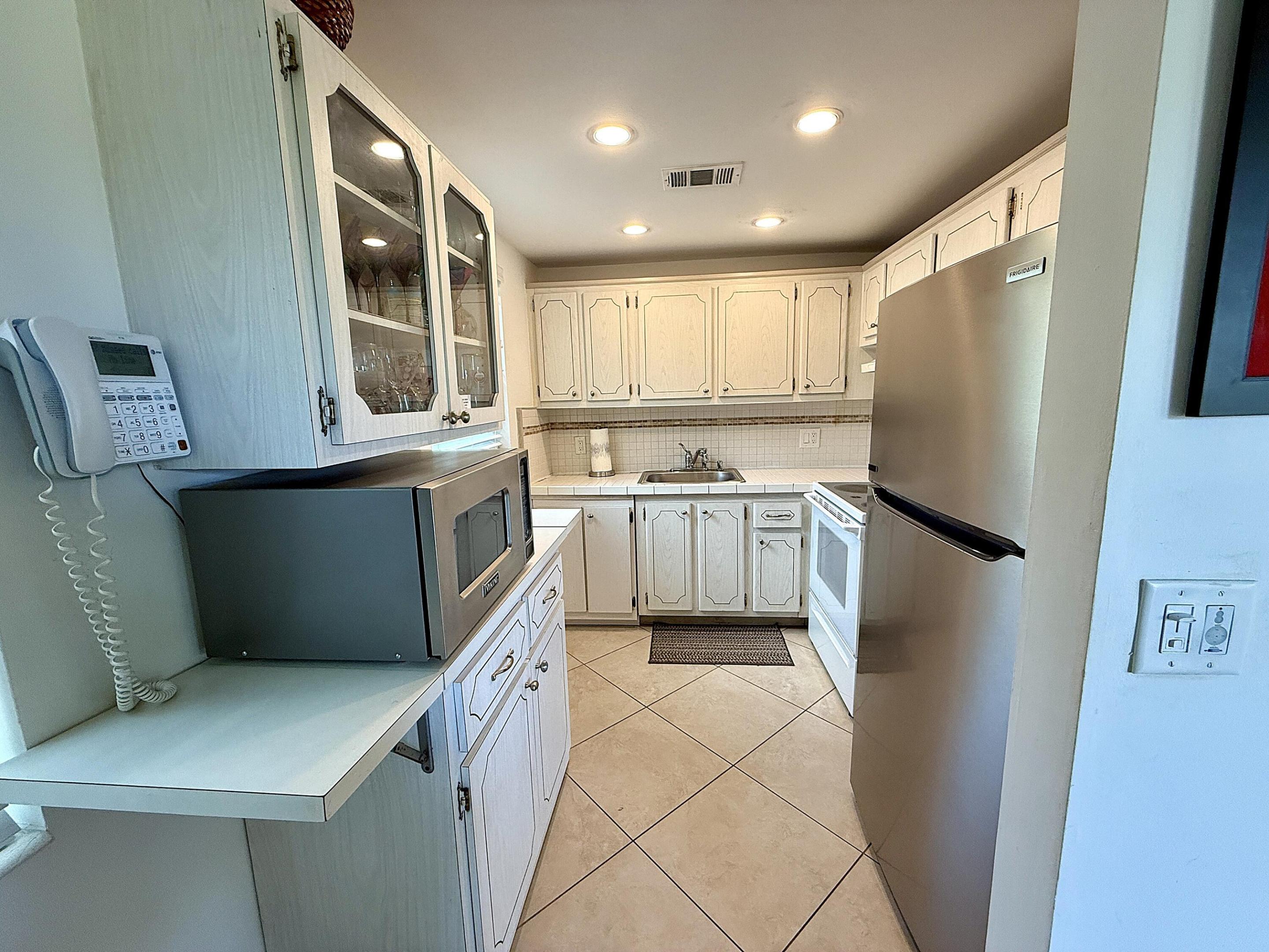 316 Markham Property Photo 11