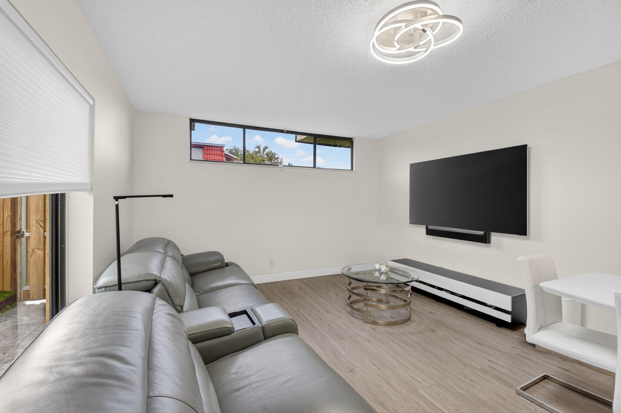 8385 Trent Court D Property Photo 6