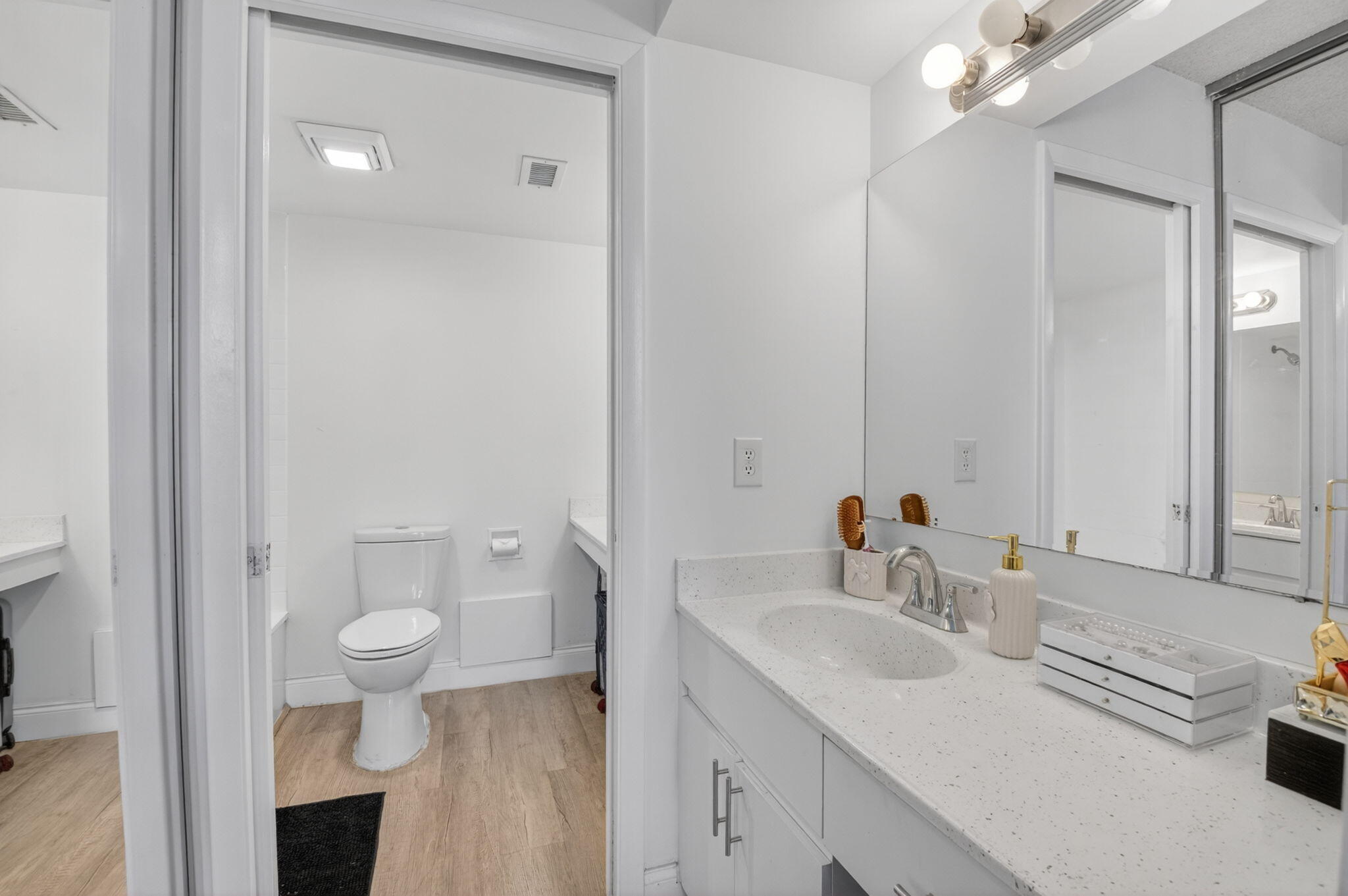 8385 Trent Court D Property Photo 18