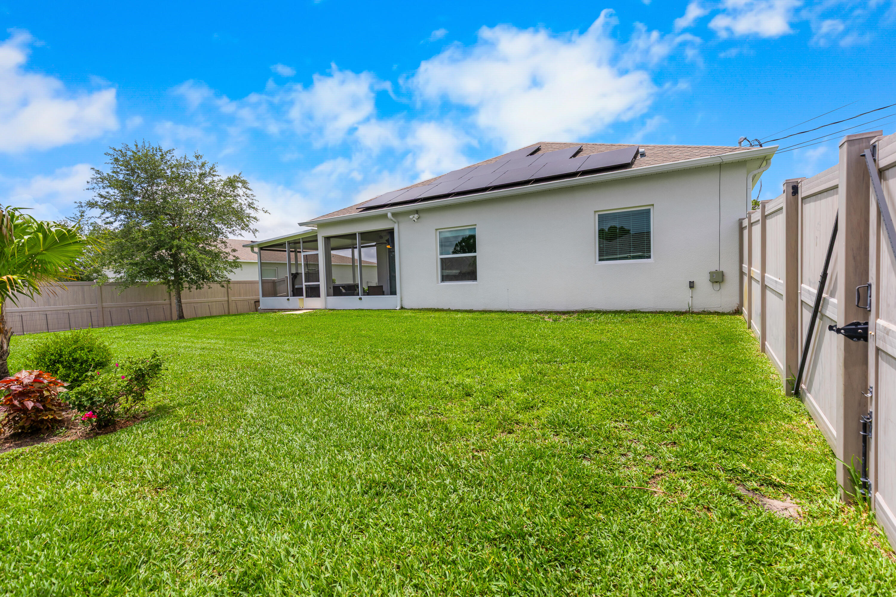 1502 Sw Kosnar Avenue Property Photo 51