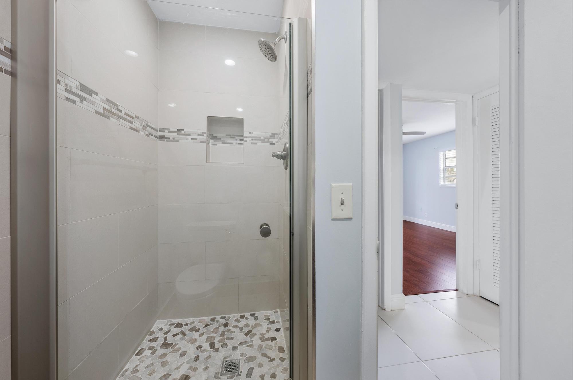 507 Capri K Property Photo 12