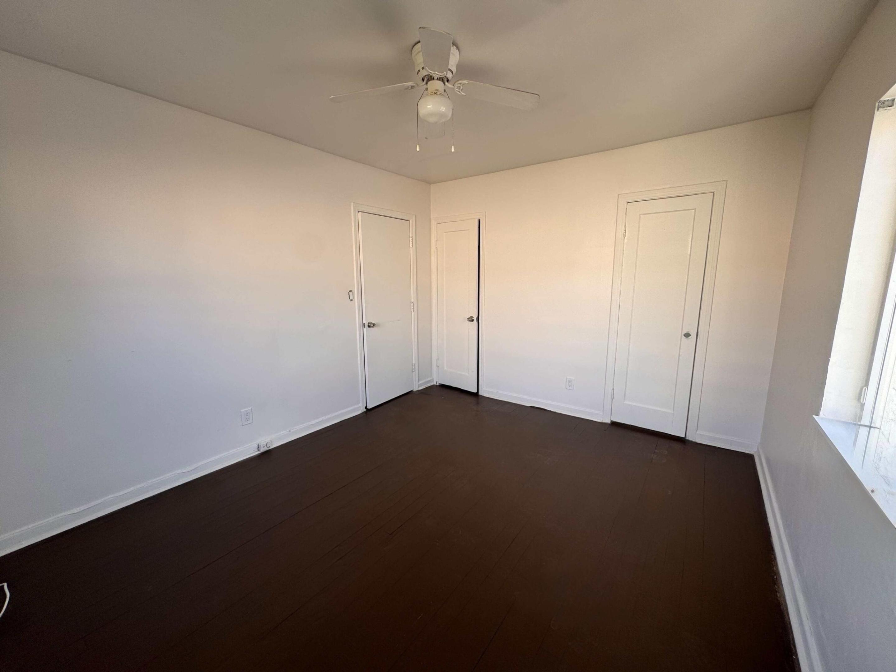 2515 Avenue E Property Photo 7