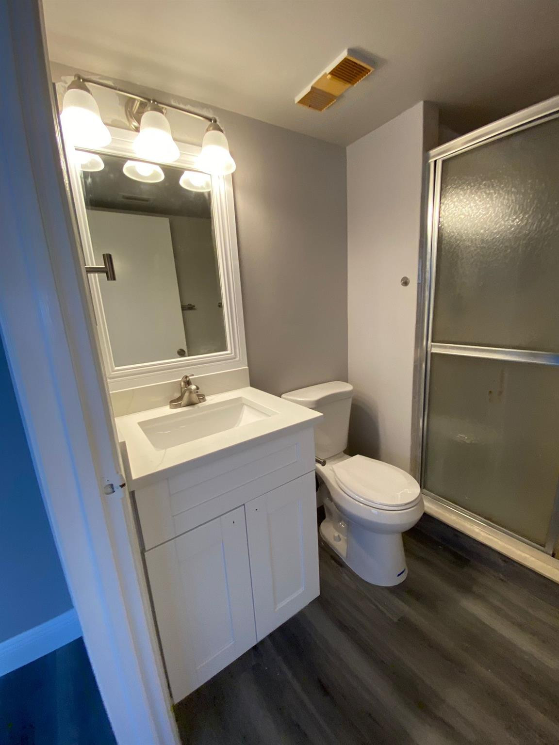 3552 N University Drive Property Photo 10