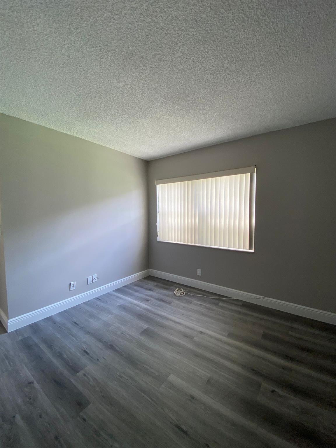 3552 N University Drive Property Photo 13