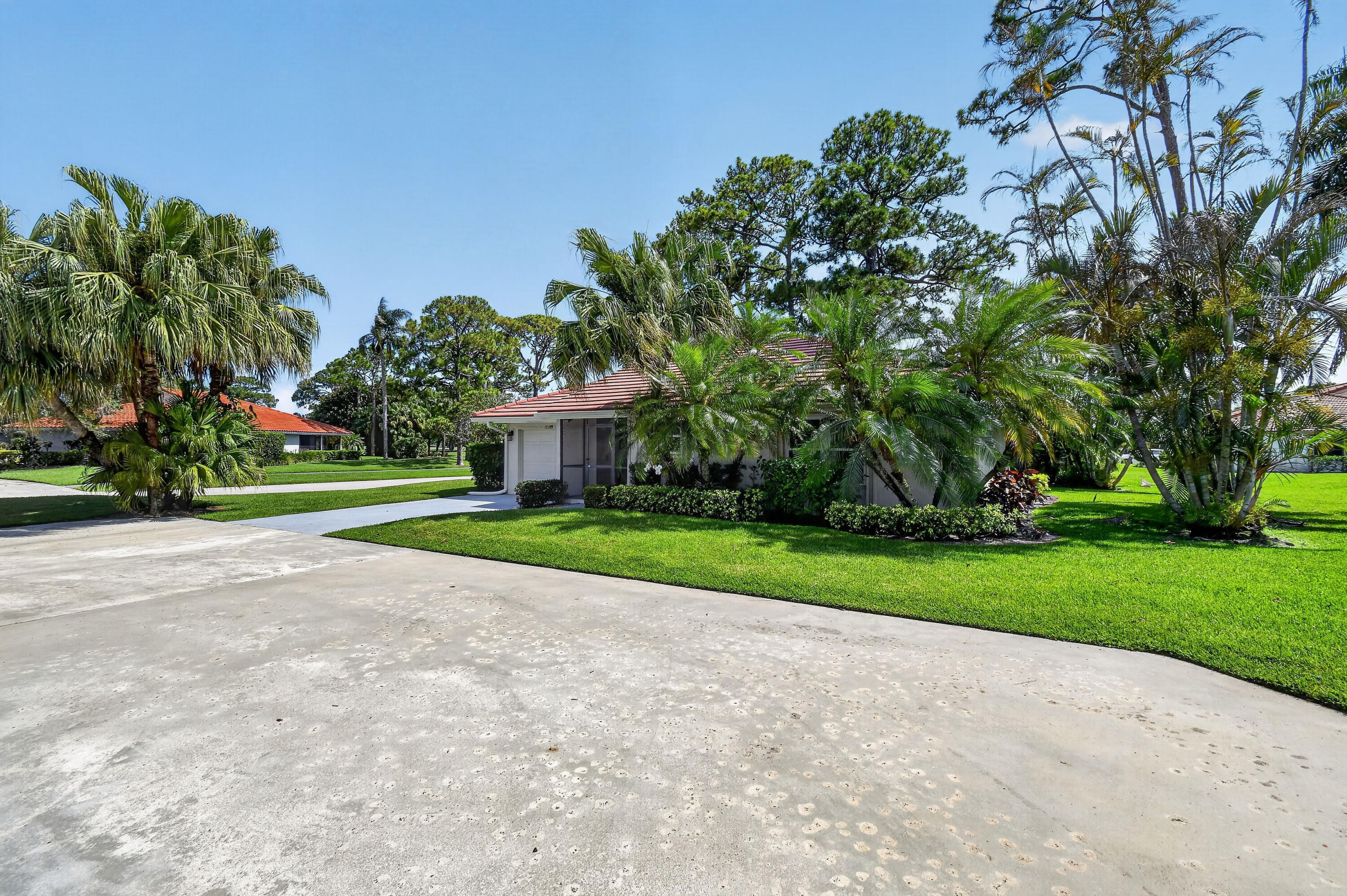 13289 Touchstone Place Property Photo 4