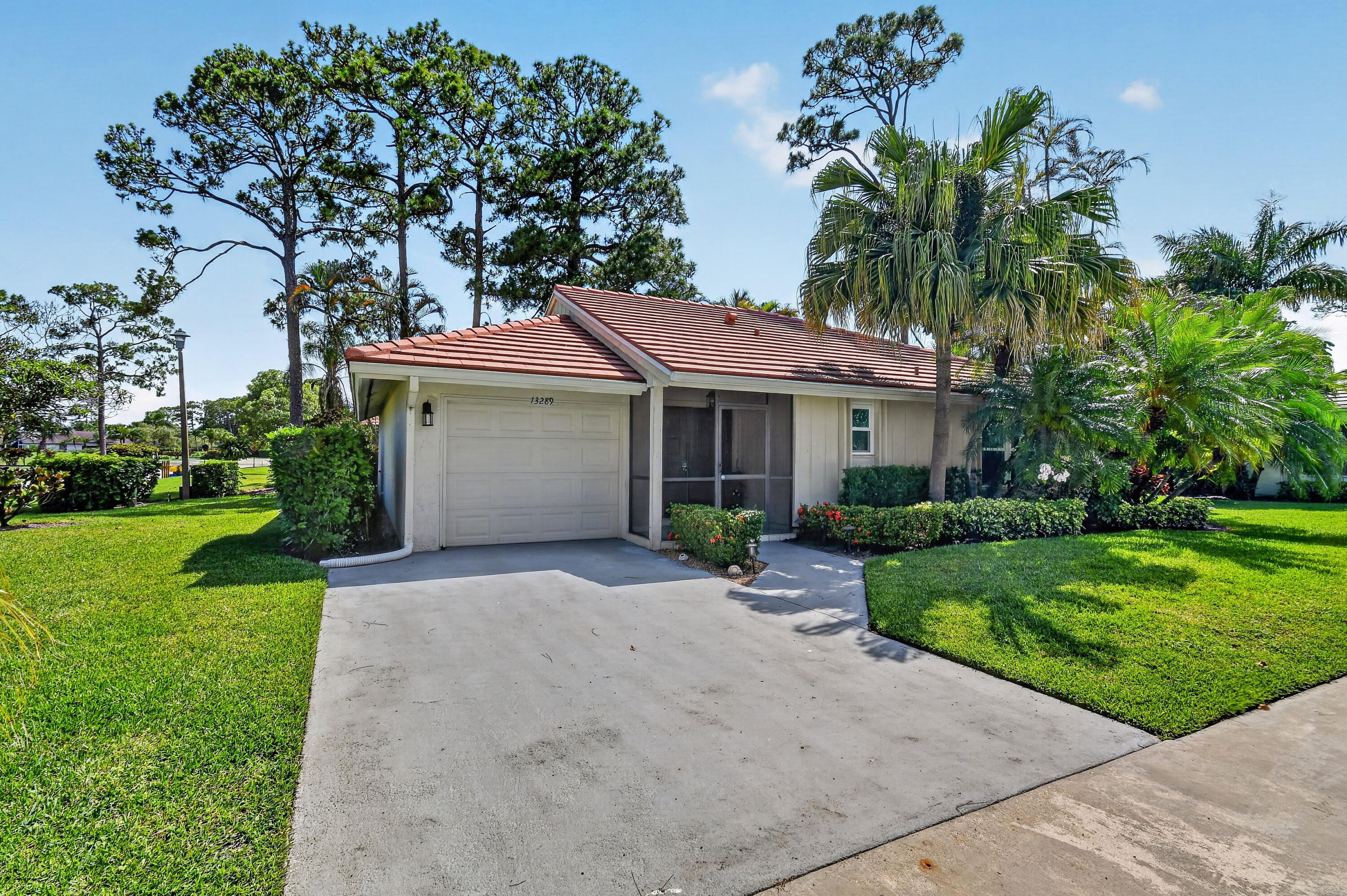 13289 Touchstone Place Property Photo 5