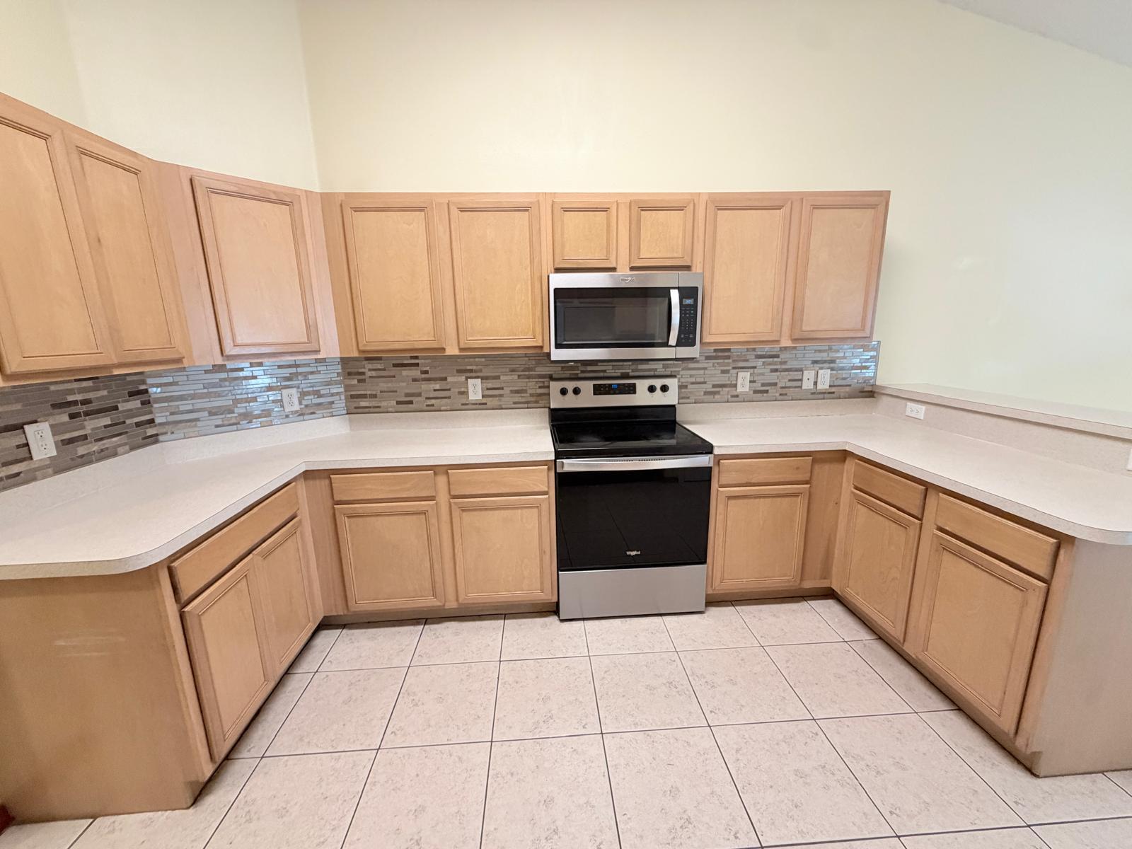 1613 Sw Whipple Avenue Property Photo 11