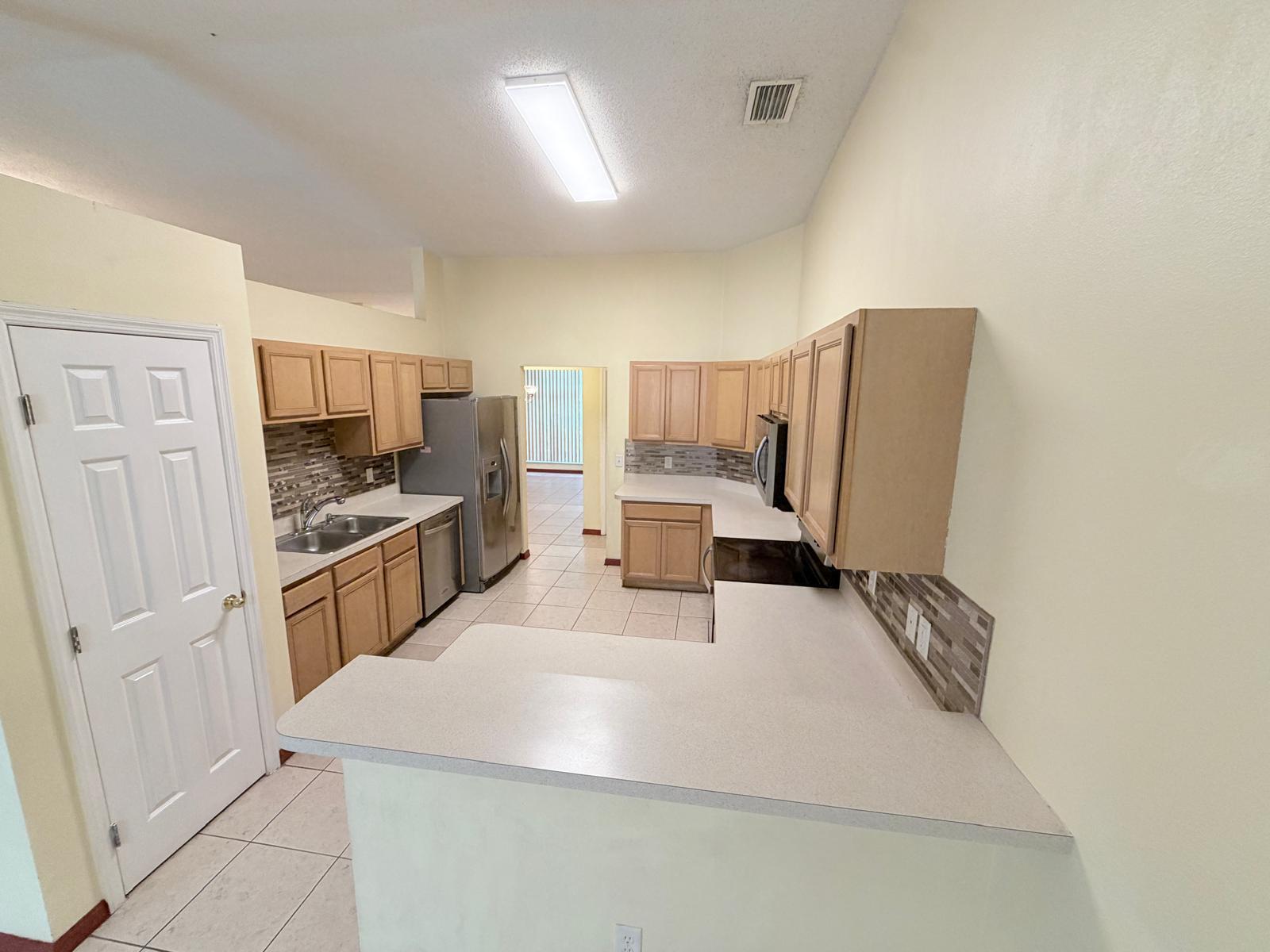 1613 Sw Whipple Avenue Property Photo 13