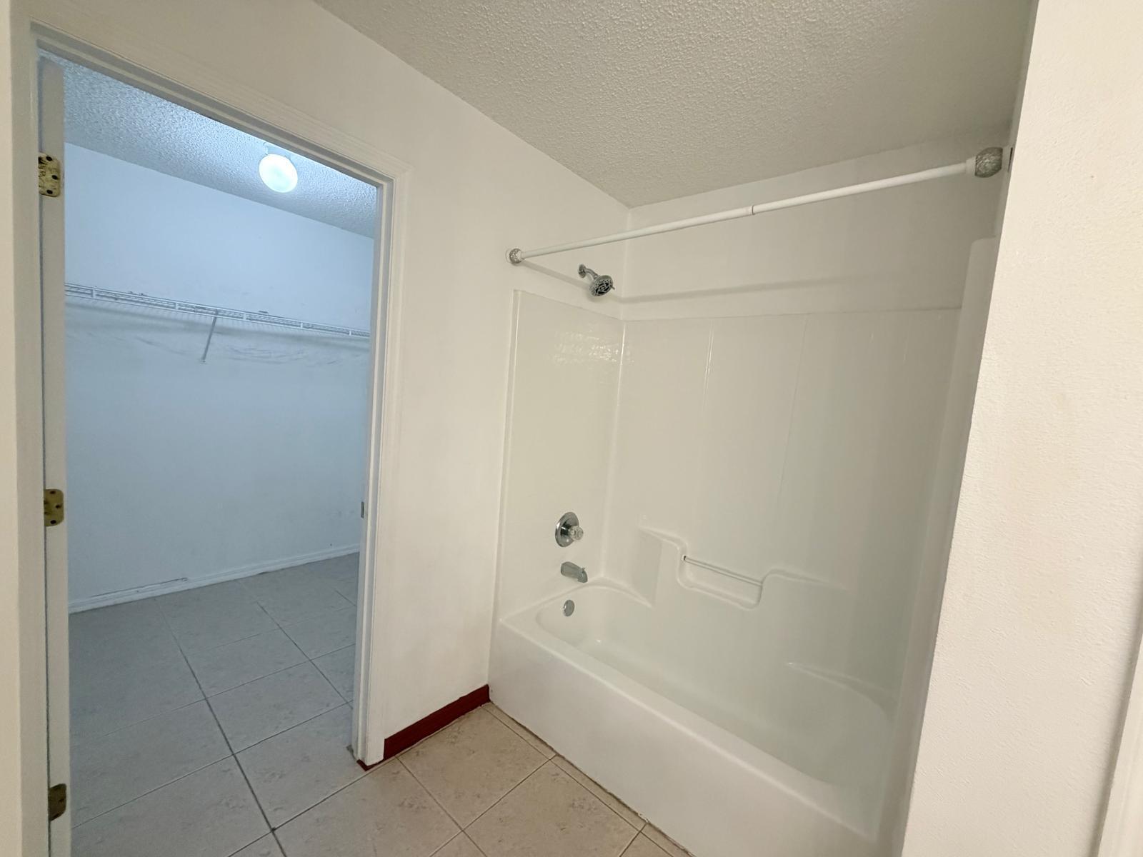 1613 Sw Whipple Avenue Property Photo 24
