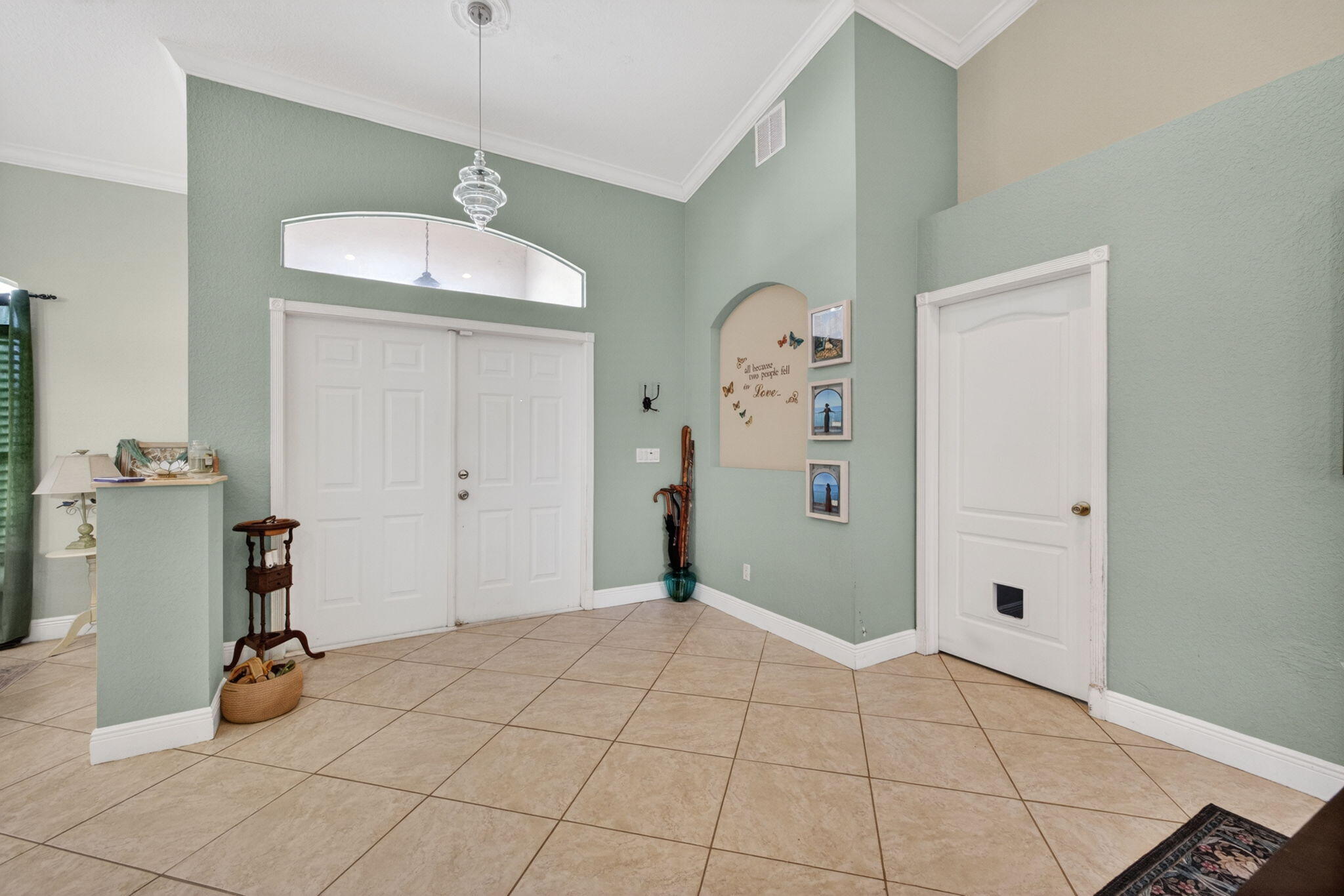 3744 Sw Jamros Street Property Photo 4