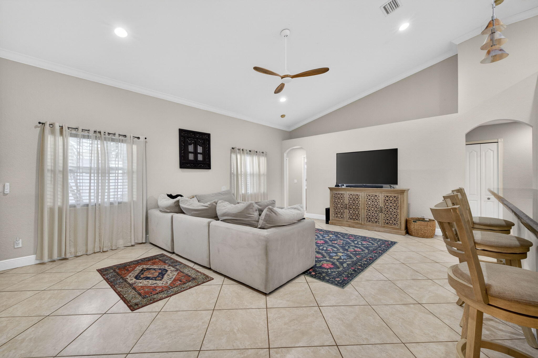 3744 Sw Jamros Street Property Photo 12
